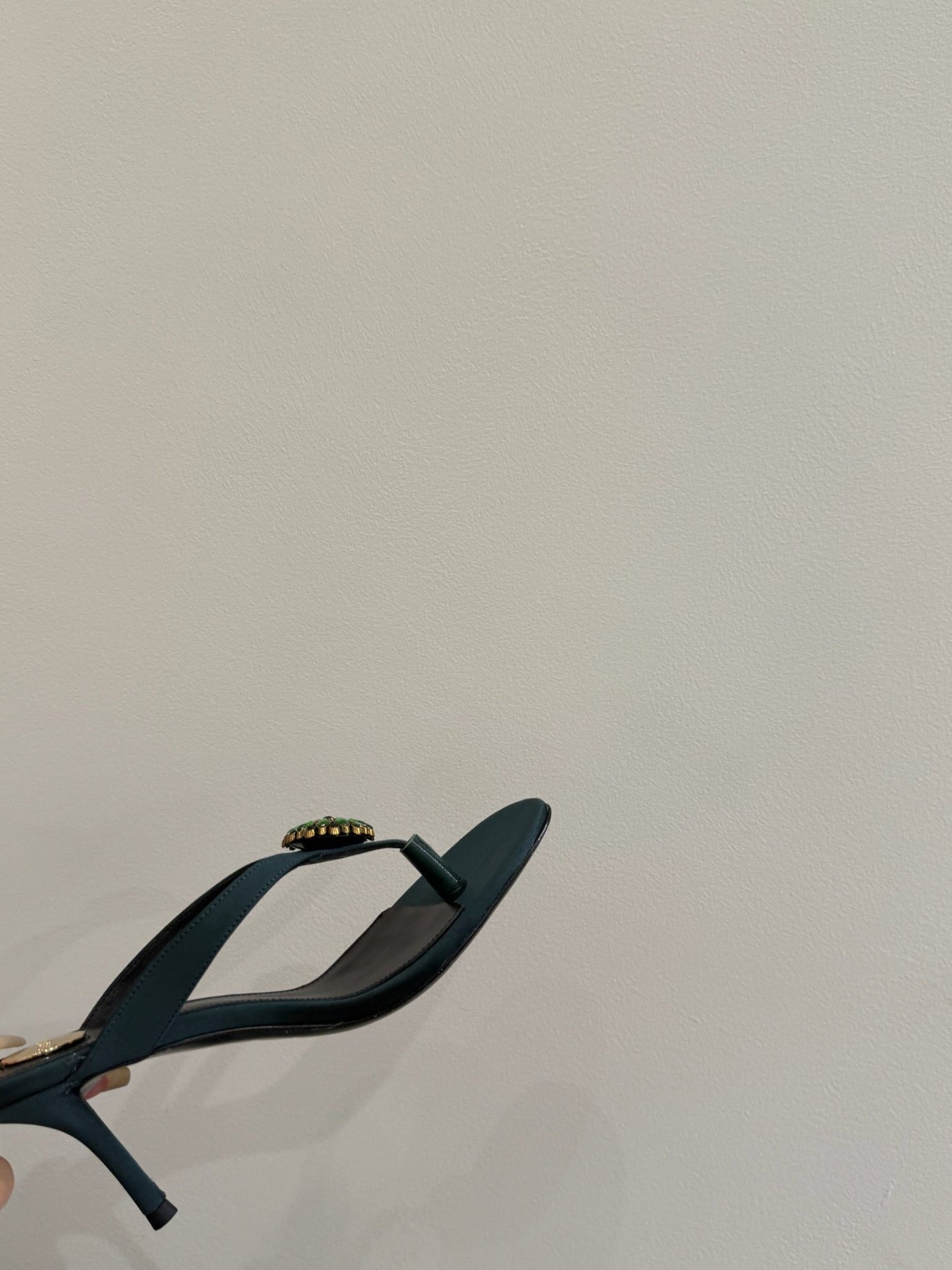 YSL HEELED THONG SANDALS 25S IN DARK ARMY GREEN SATIN WITH CRYSTAL - 35