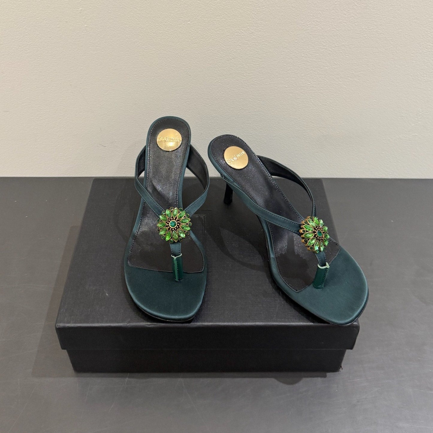 YSL HEELED THONG SANDALS 25S IN DARK ARMY GREEN SATIN WITH CRYSTAL - 35