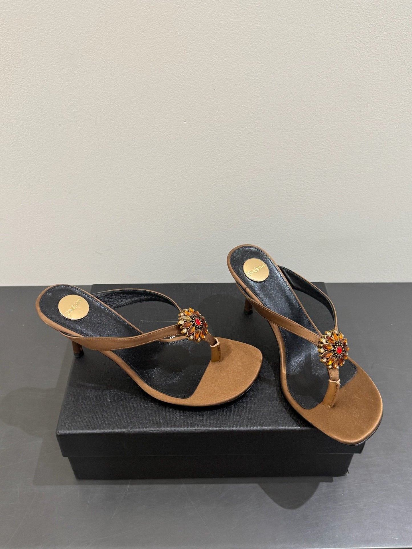 YSL HEELED THONG SANDALS 25S IN BROWN SATIN WITH CRYSTAL - 35