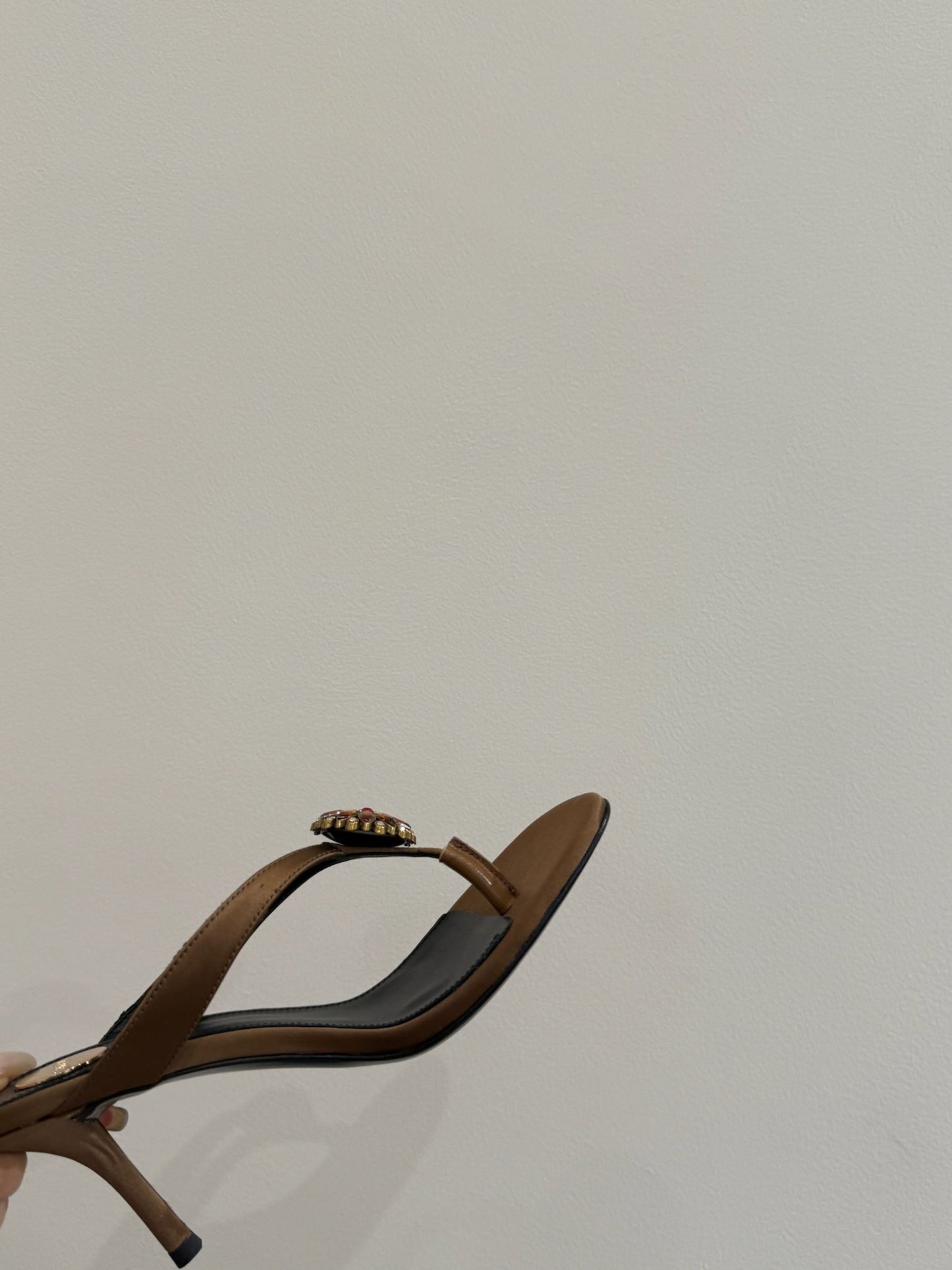 YSL HEELED THONG SANDALS 25S IN BROWN SATIN WITH CRYSTAL - 35
