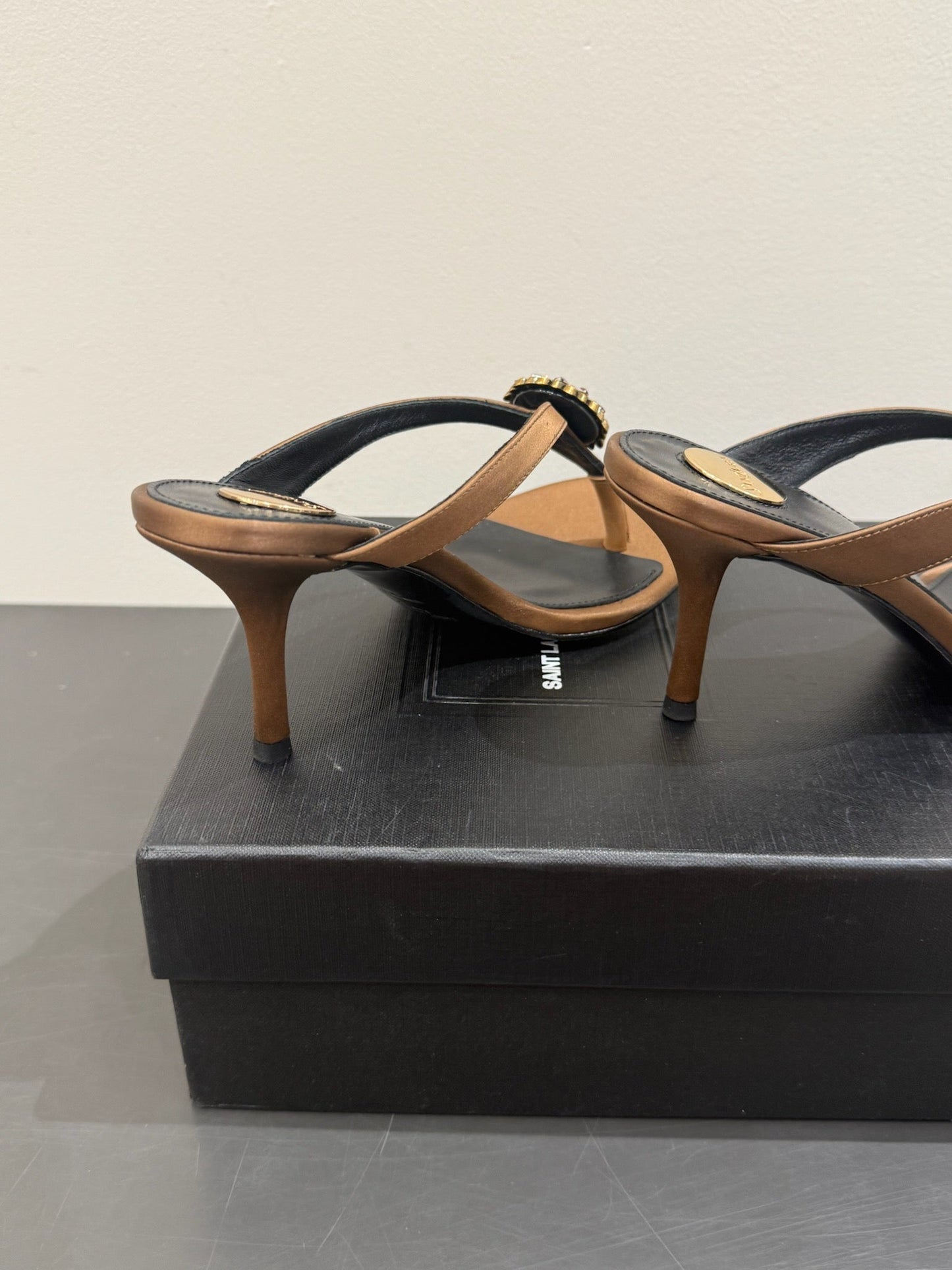 YSL HEELED THONG SANDALS 25S IN BROWN SATIN WITH CRYSTAL - 35