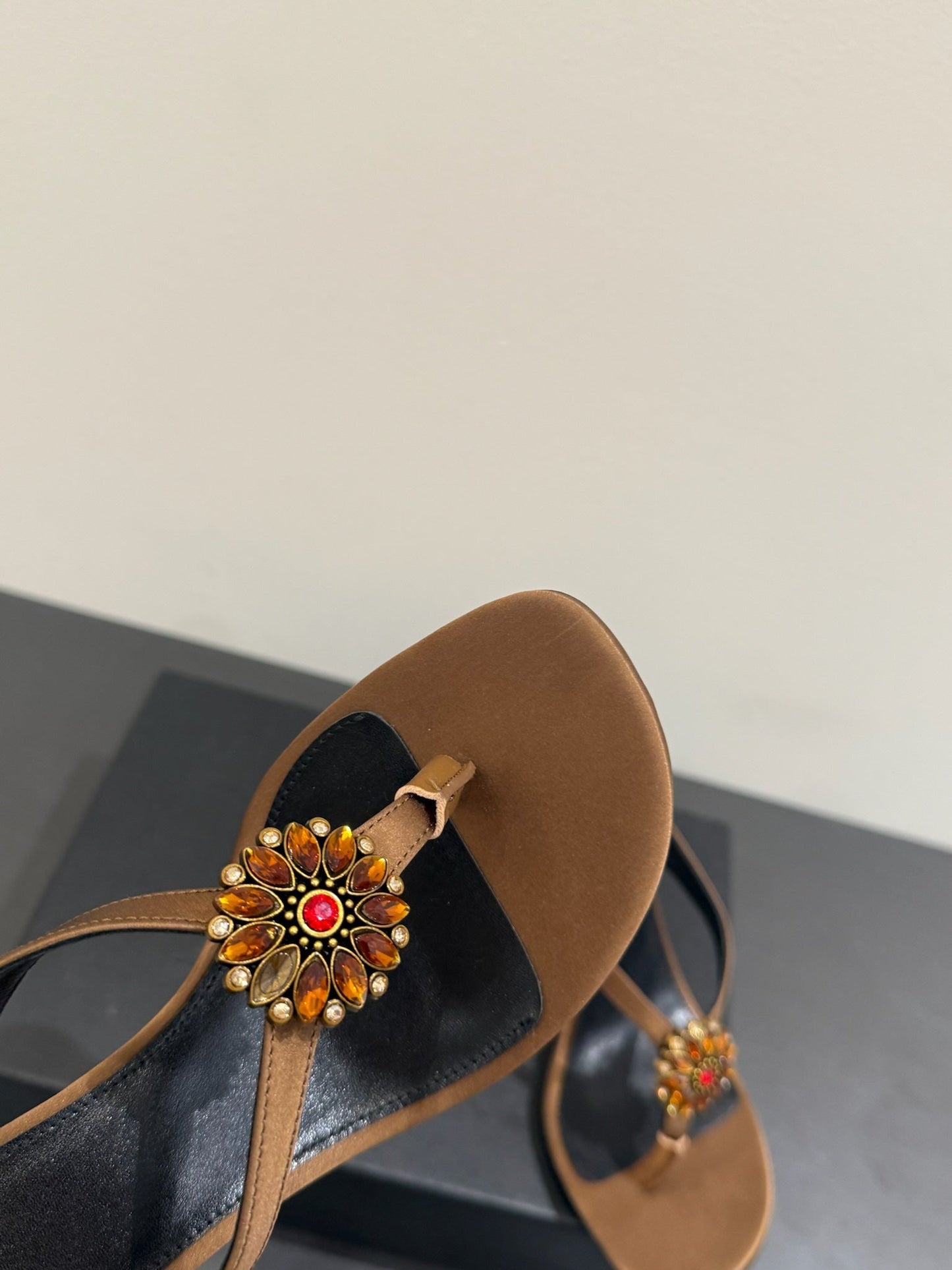 YSL HEELED THONG SANDALS 25S IN BROWN SATIN WITH CRYSTAL - 35