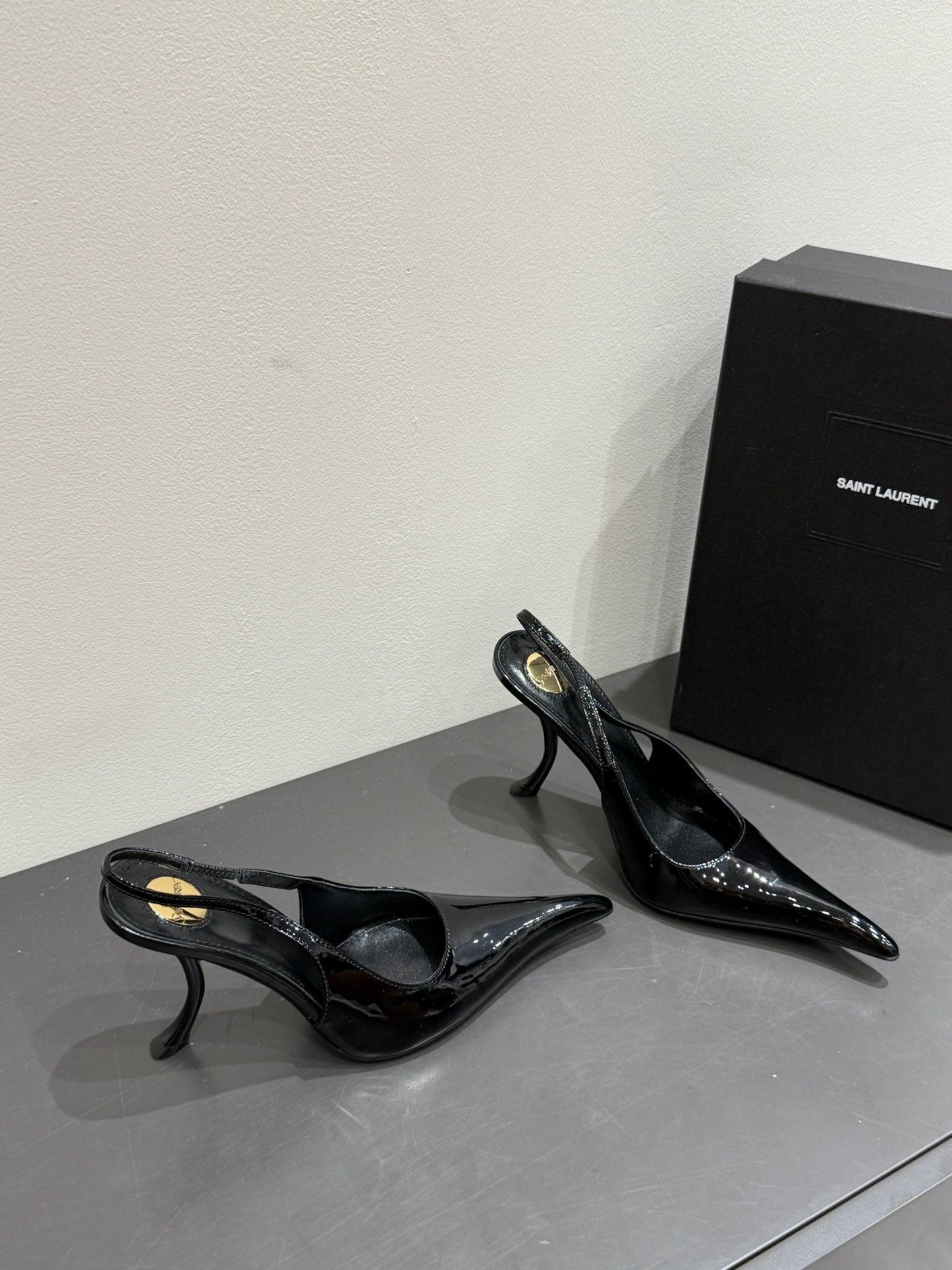 YSL HIGH SLINGBACK 25S IN BLACK GLOSSY LAMBSKIN - 35