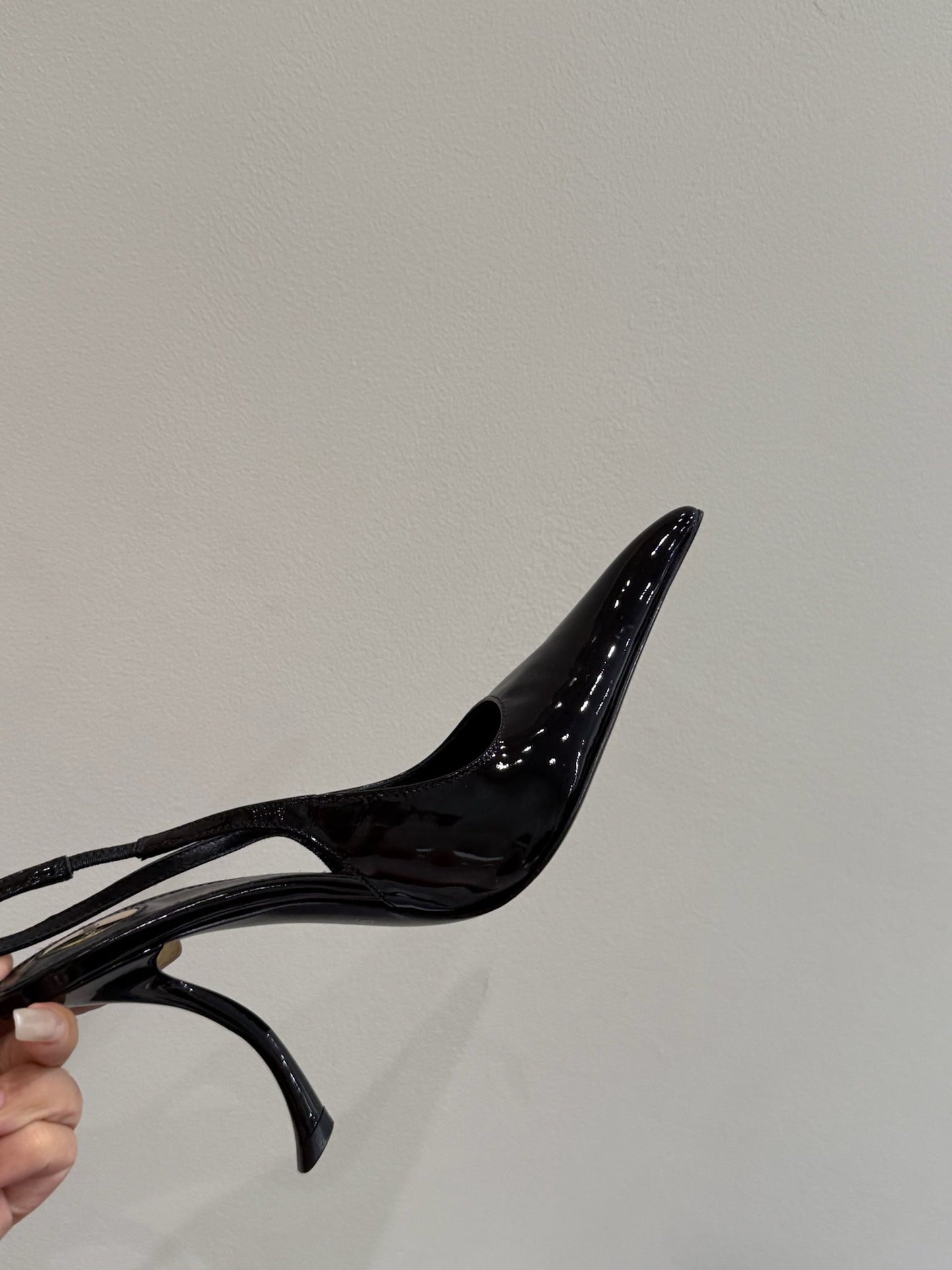 YSL HIGH SLINGBACK 25S IN BLACK GLOSSY LAMBSKIN - 35