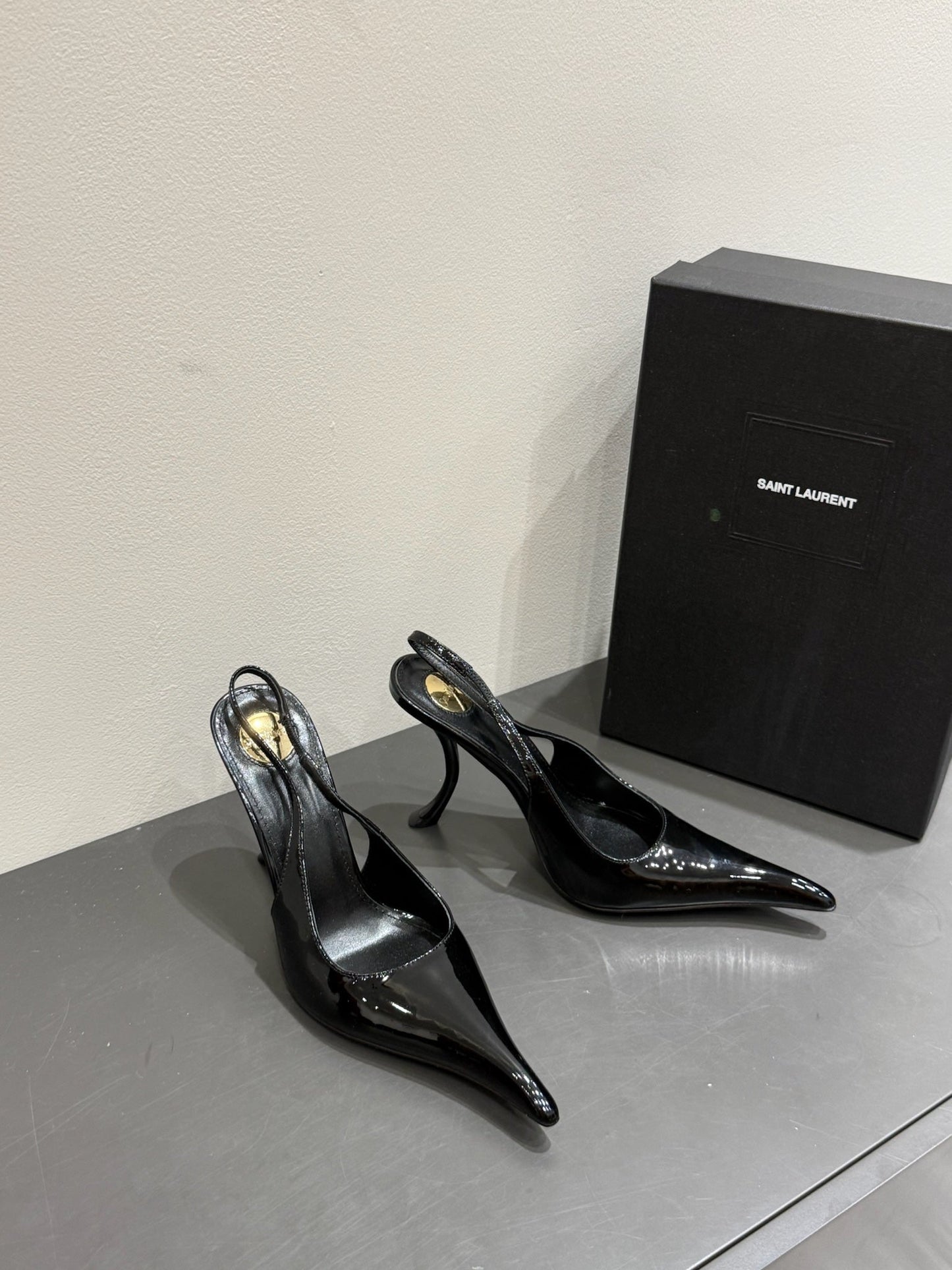 YSL HIGH SLINGBACK 25S IN BLACK GLOSSY LAMBSKIN - 35