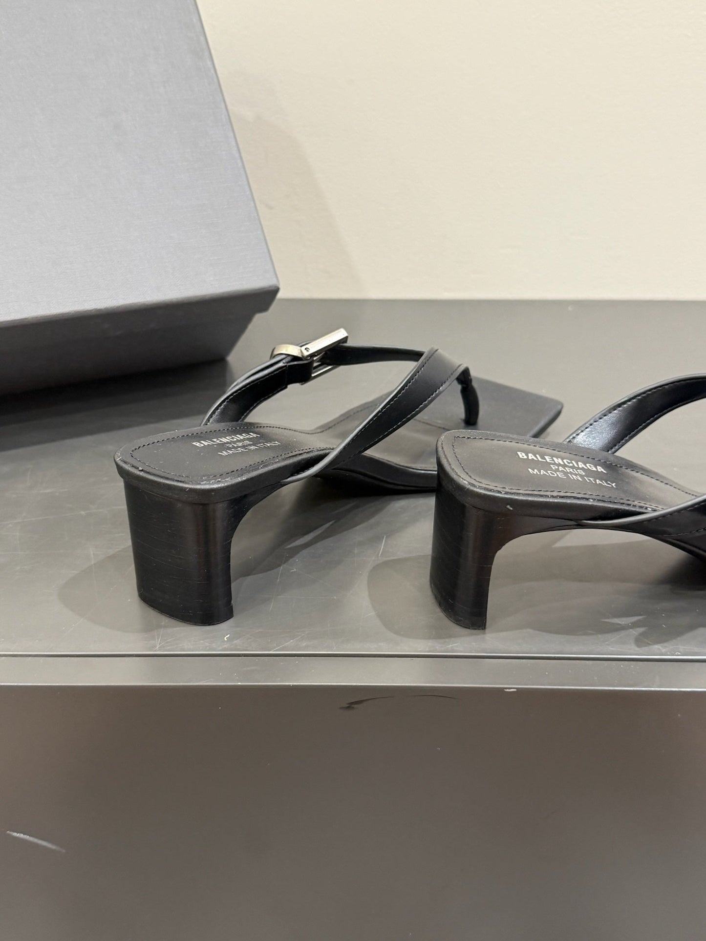 BALENCIAGA 25S HIGH-HEELED FLIP-FLOPS IN BLACK CALFSKIN WITH SILVER HARDWARE - 35