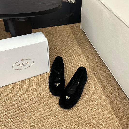 ЧОРНІ БАЛЕТКИ PRADA 26S SHEARLING