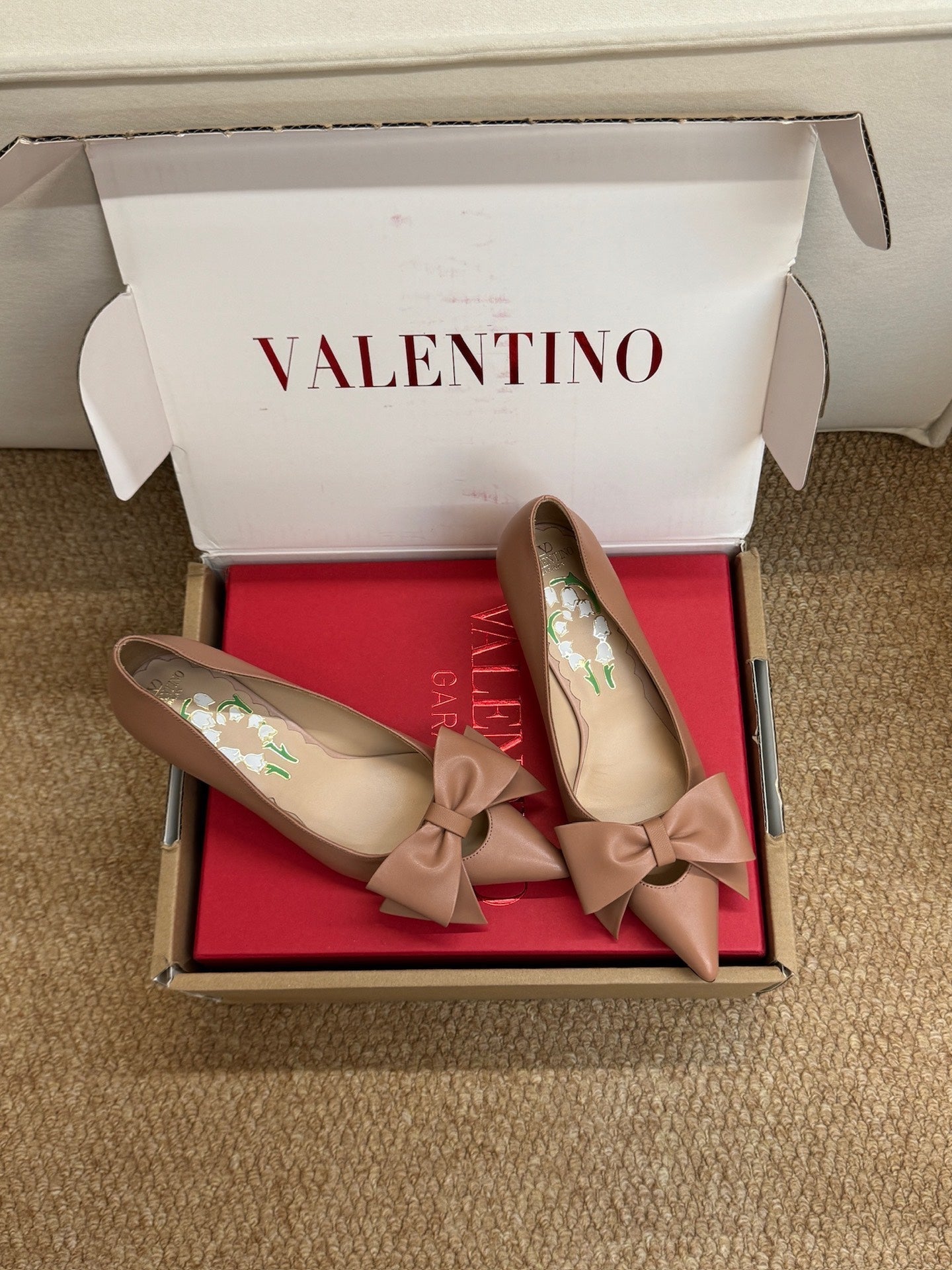 VALENTINO 26S HIGH HEEL SHOES IN NUDE PINK CALFSKIN WITH BOW