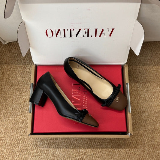 БАЛЕТКИ VALENTINO 26S НА ПІДБОРАХ З КОРИЧНЕВОЇ ТА ЧОРНОЇ ТЕЛЯЧОЇ ШКІРИ
