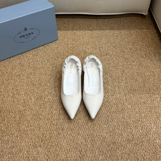 ТУФЛІ-ЧОВНИКИ PRADA 26S З ЗАГОСТРЕНИМ НОСКОМ, ВИСОТА ПІДБОРА 50 ММ, БІЛА ШКІРА ТЕЛЯТИ