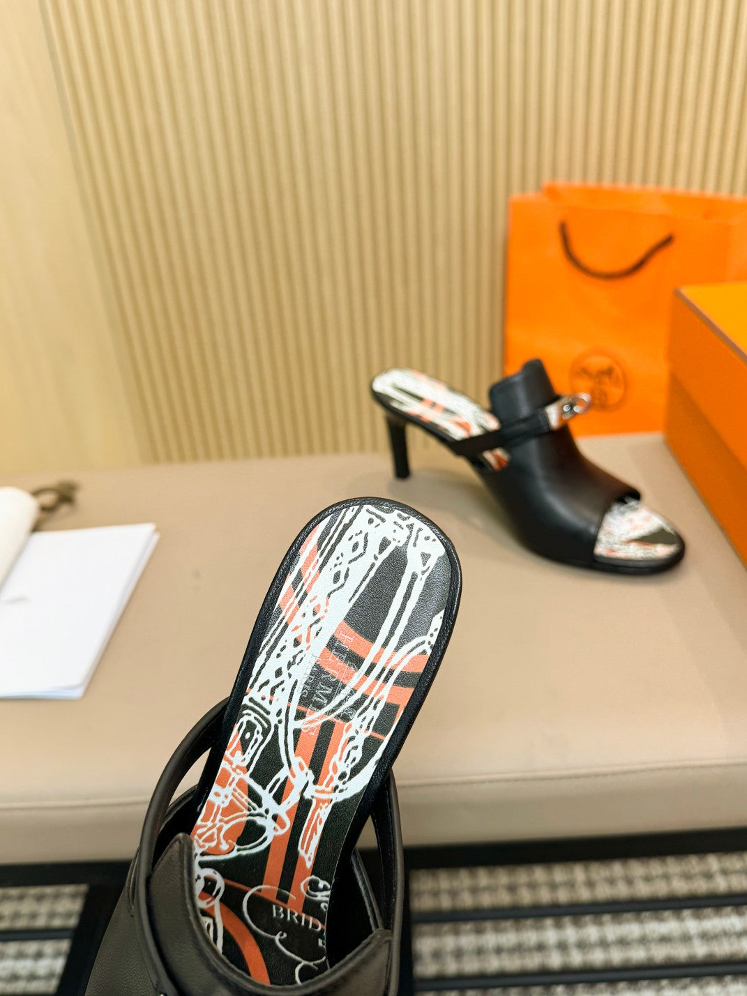 HEDEN MULE 80 BLACK CALFSKIN WITH PATTERN - 35