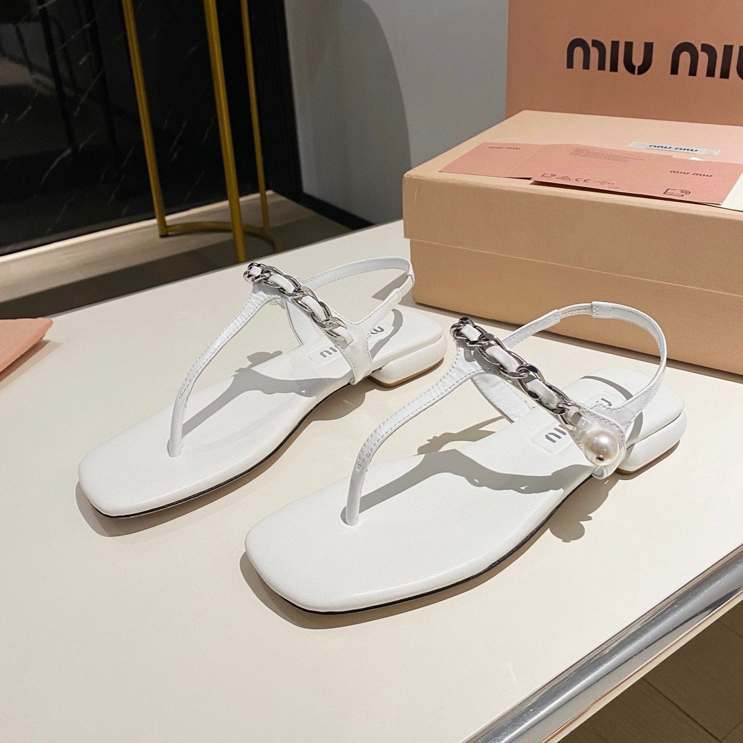 PEARL CHAIN FLIP-FLOPS SNOW COLOR LEATHER - 35