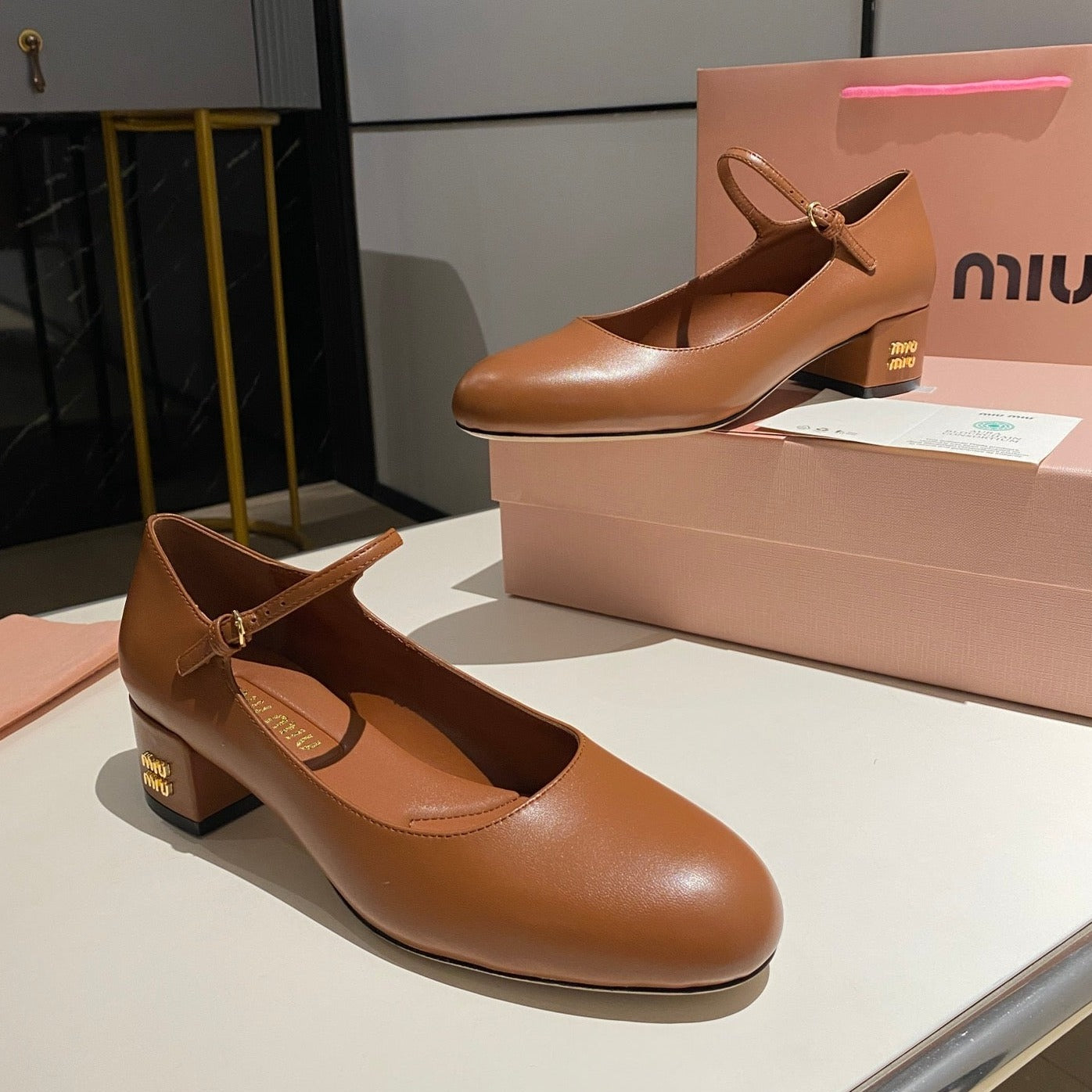 MARY JANE SHOES CLASSIC CARAMEL COLOR SHEEPSKIN - 35
