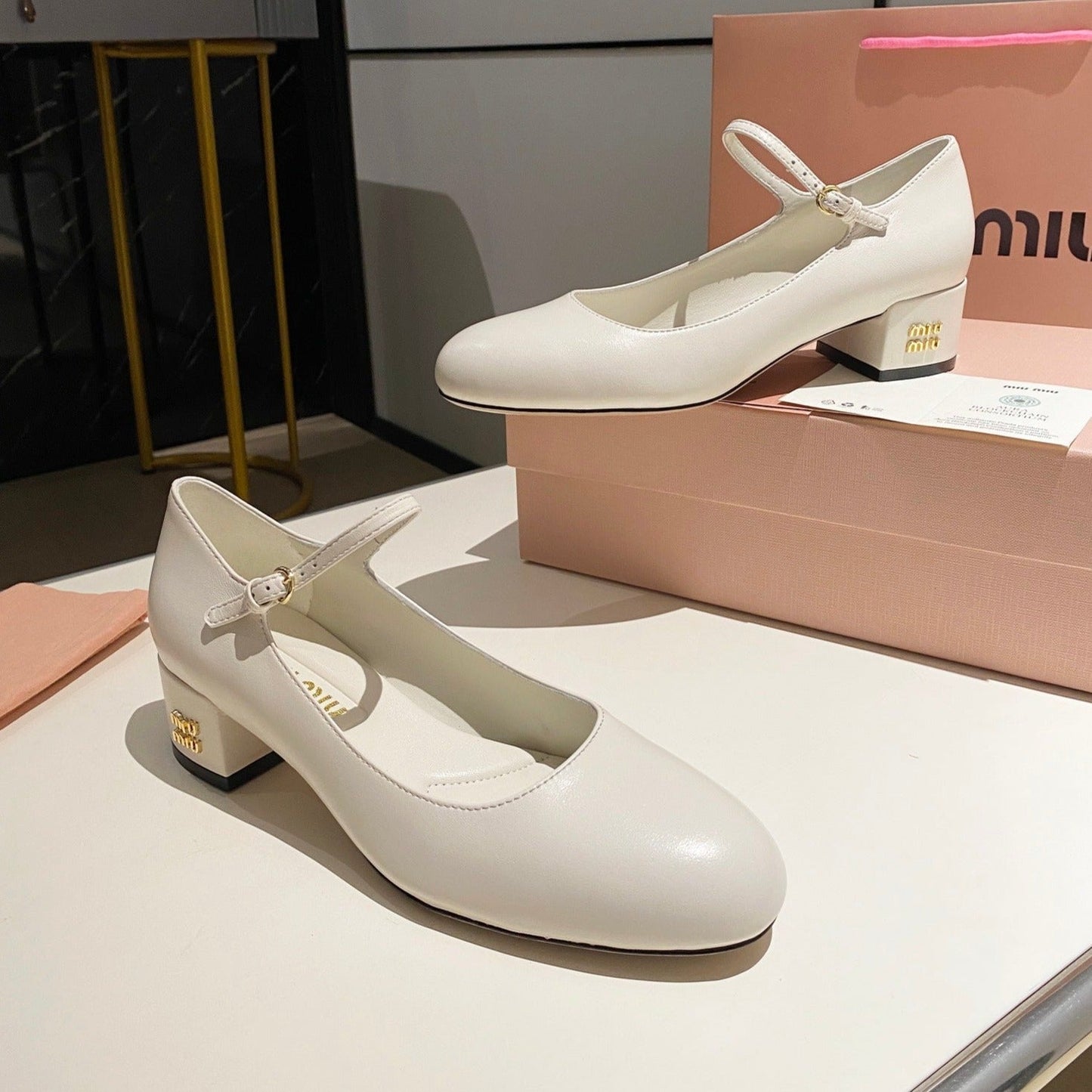 MARY JANE SHOES CLASSIC WHITE SHEEPSKIN - 35