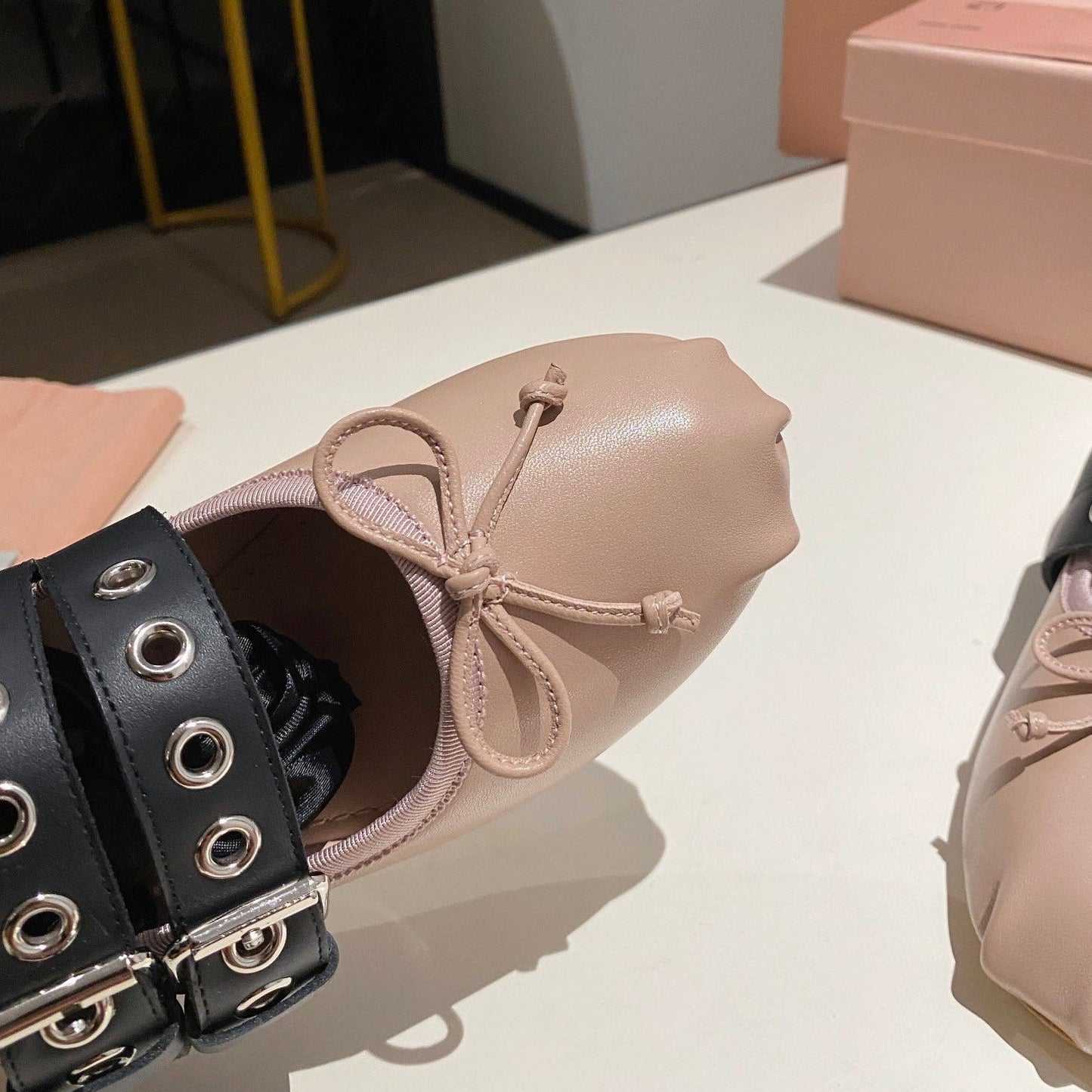 BALLET FLAT SHOES PINK NUDE LAMBSKIN WITH UNIQUE BLACK STRAPS - 35