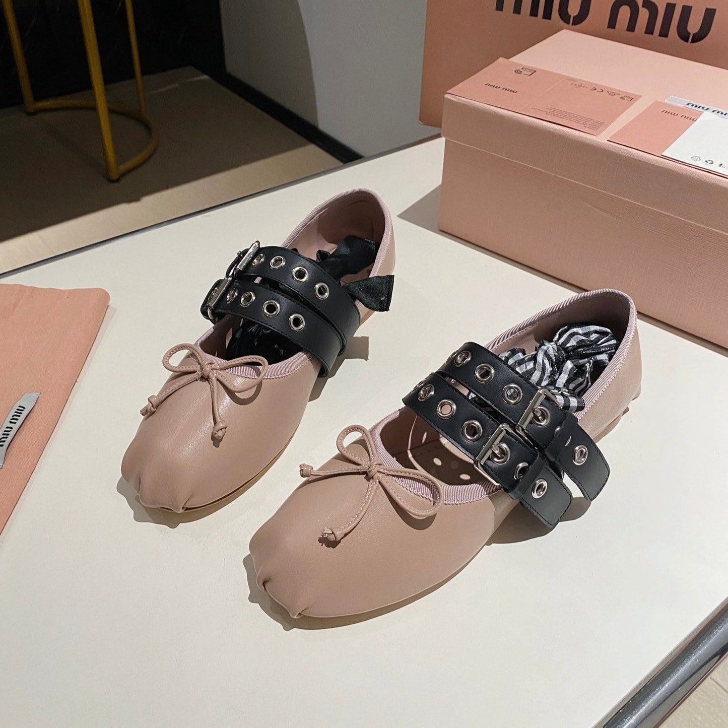 BALLET FLAT SHOES PINK NUDE LAMBSKIN WITH UNIQUE BLACK STRAPS - 35