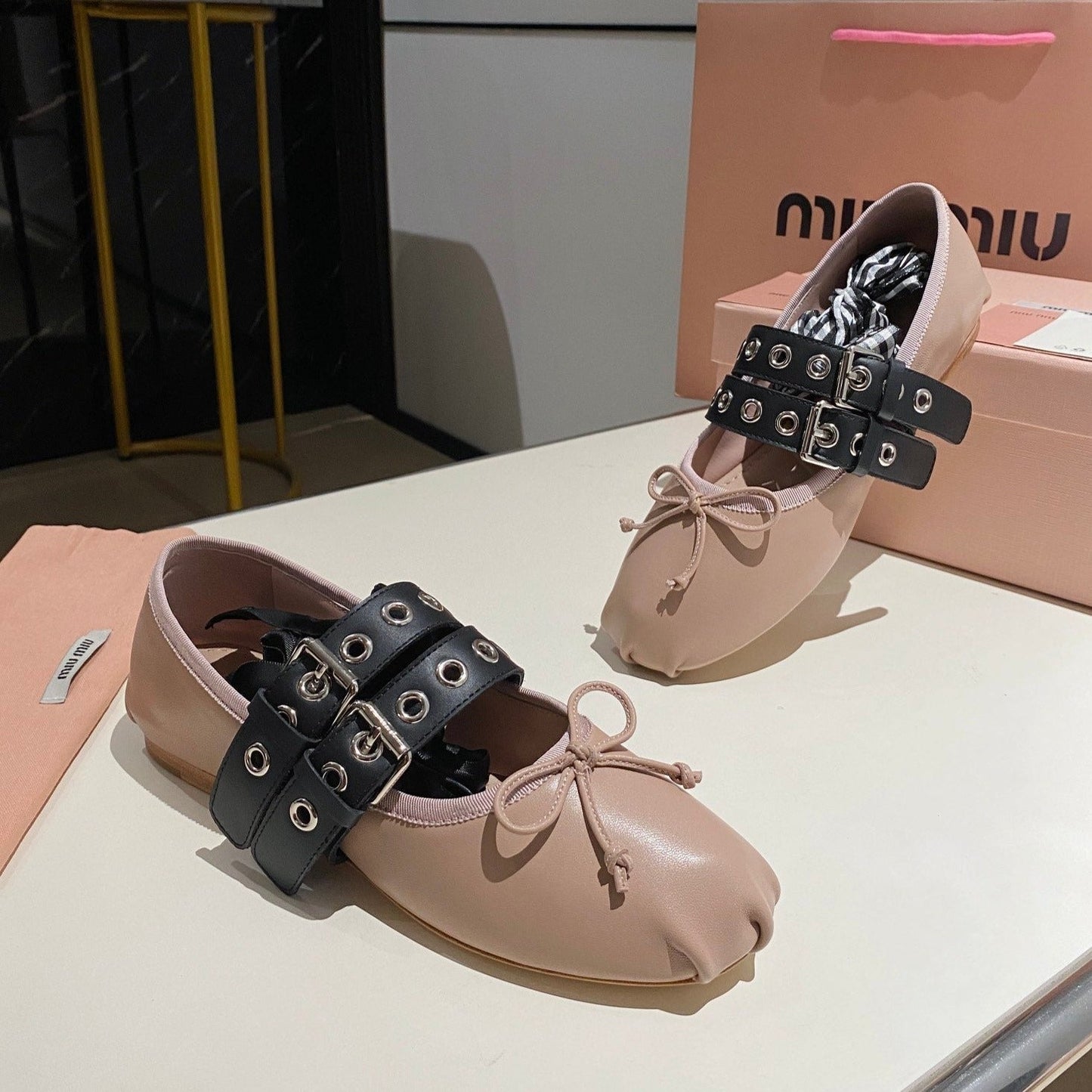 BALLET FLAT SHOES PINK NUDE LAMBSKIN WITH UNIQUE BLACK STRAPS - 35