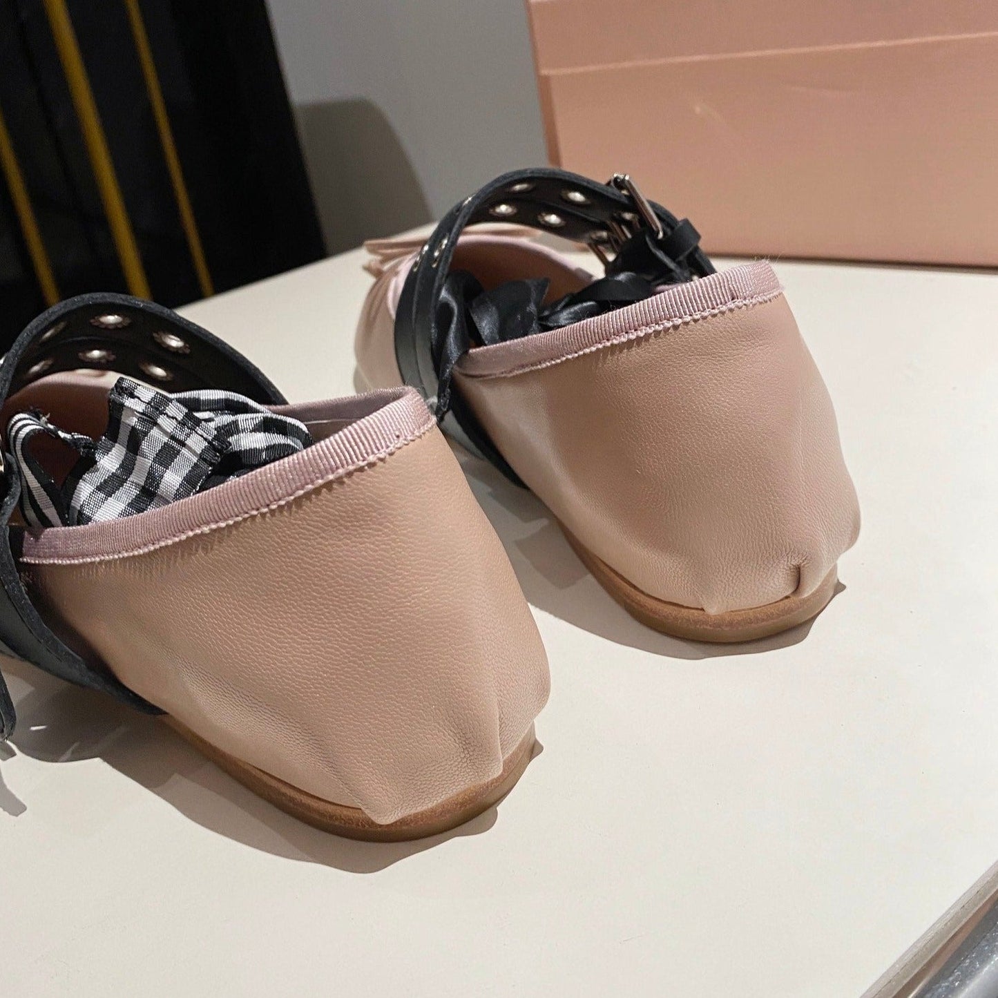 BALLET FLAT SHOES PINK NUDE LAMBSKIN WITH UNIQUE BLACK STRAPS - 35