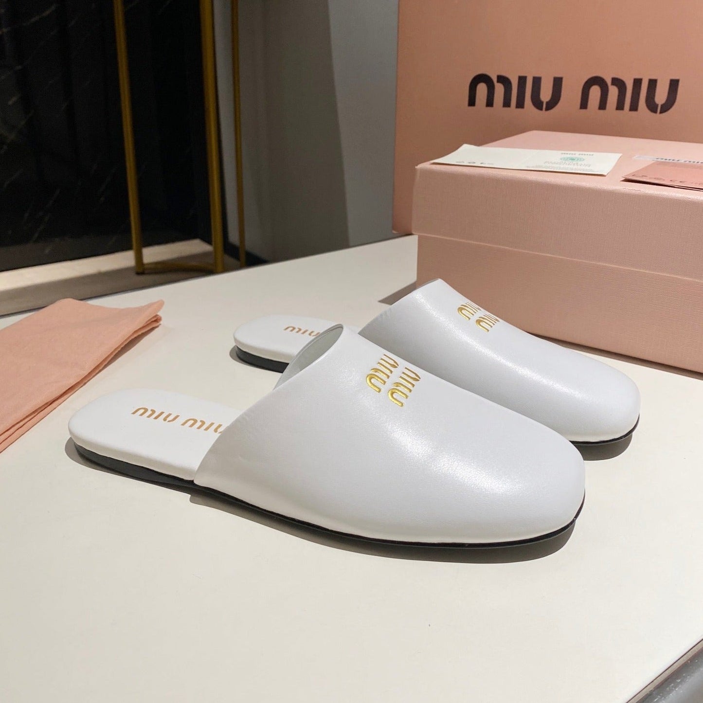 MULES SLIPPERS RETRO WHITE COWHIDE - 34