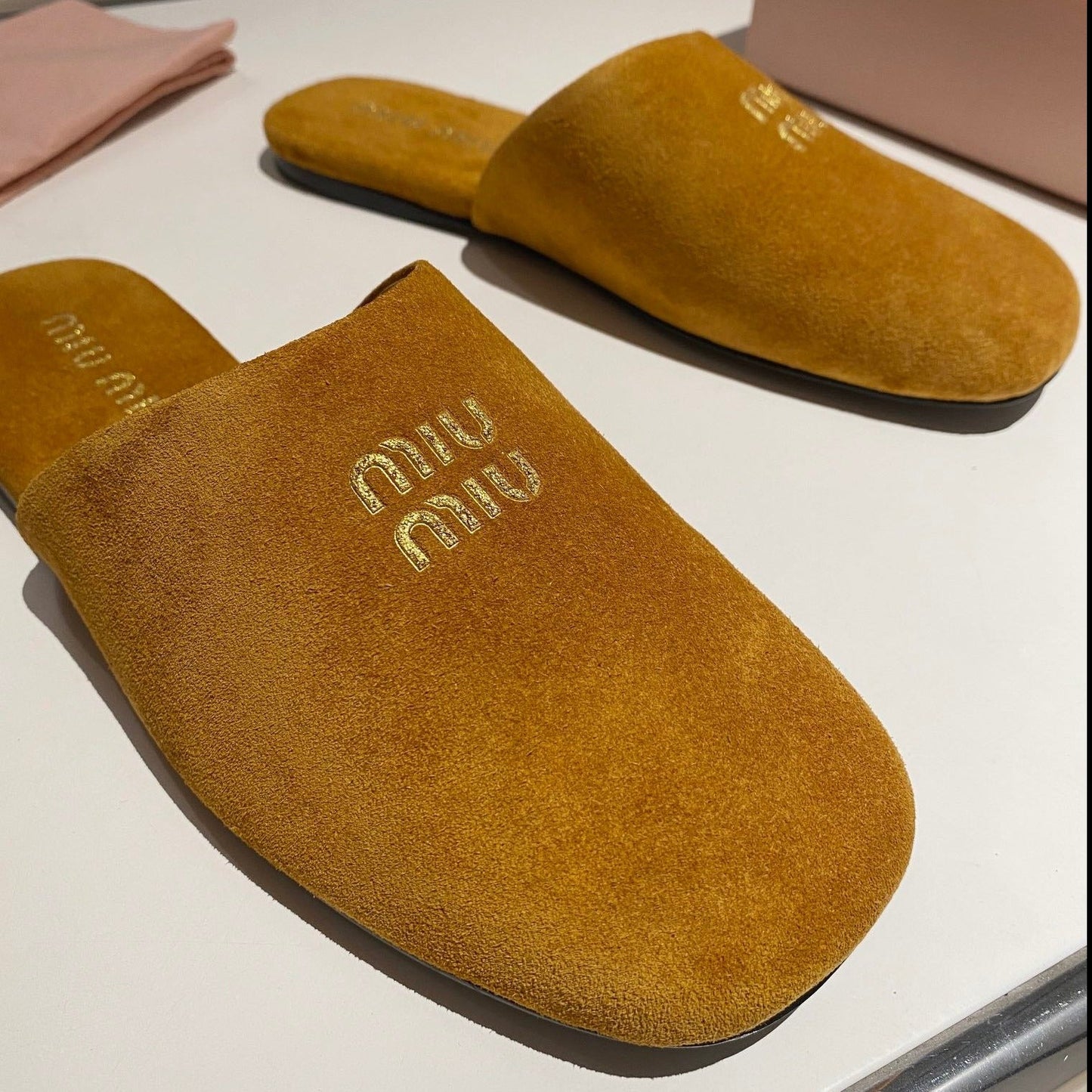 MULES SLIPPERS RETRO AMBER COLOR SUEDE - 34