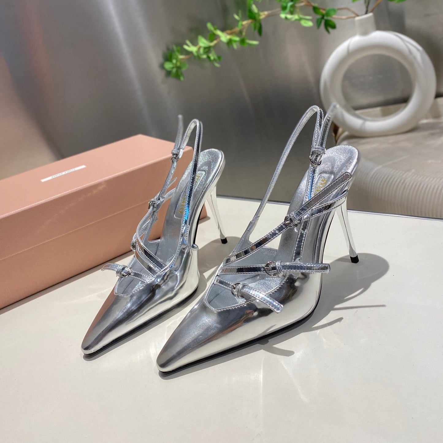 CROSS STRAP HIGH HEELED SLINGBACK IN SILVER METALLIC GLOSSY SHEEPSKIN - 34