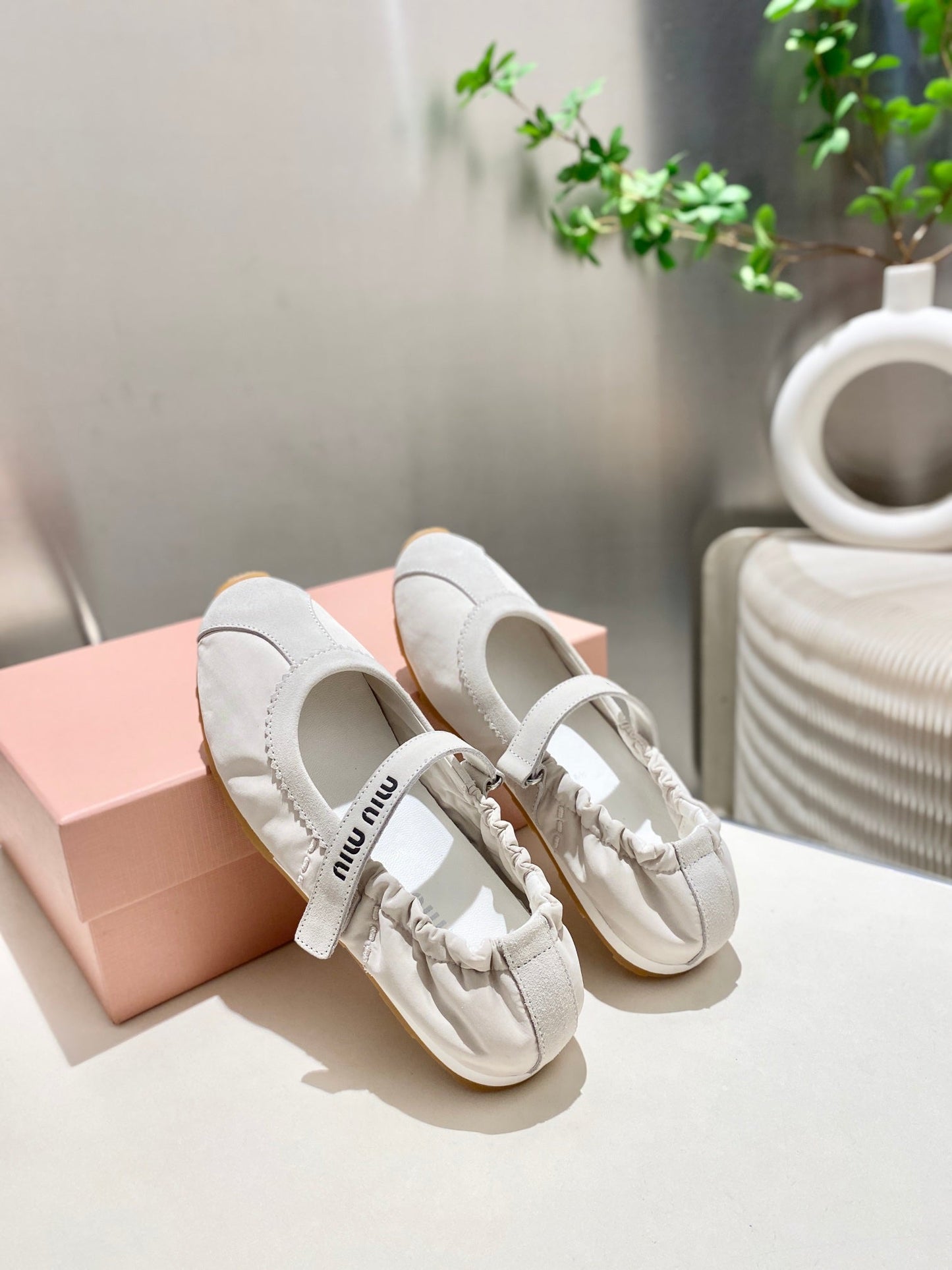 MIUMIU 26S RUCHES NAPPA BALLERINAS IN CREAM WHITE SUEDE AND FABRIC