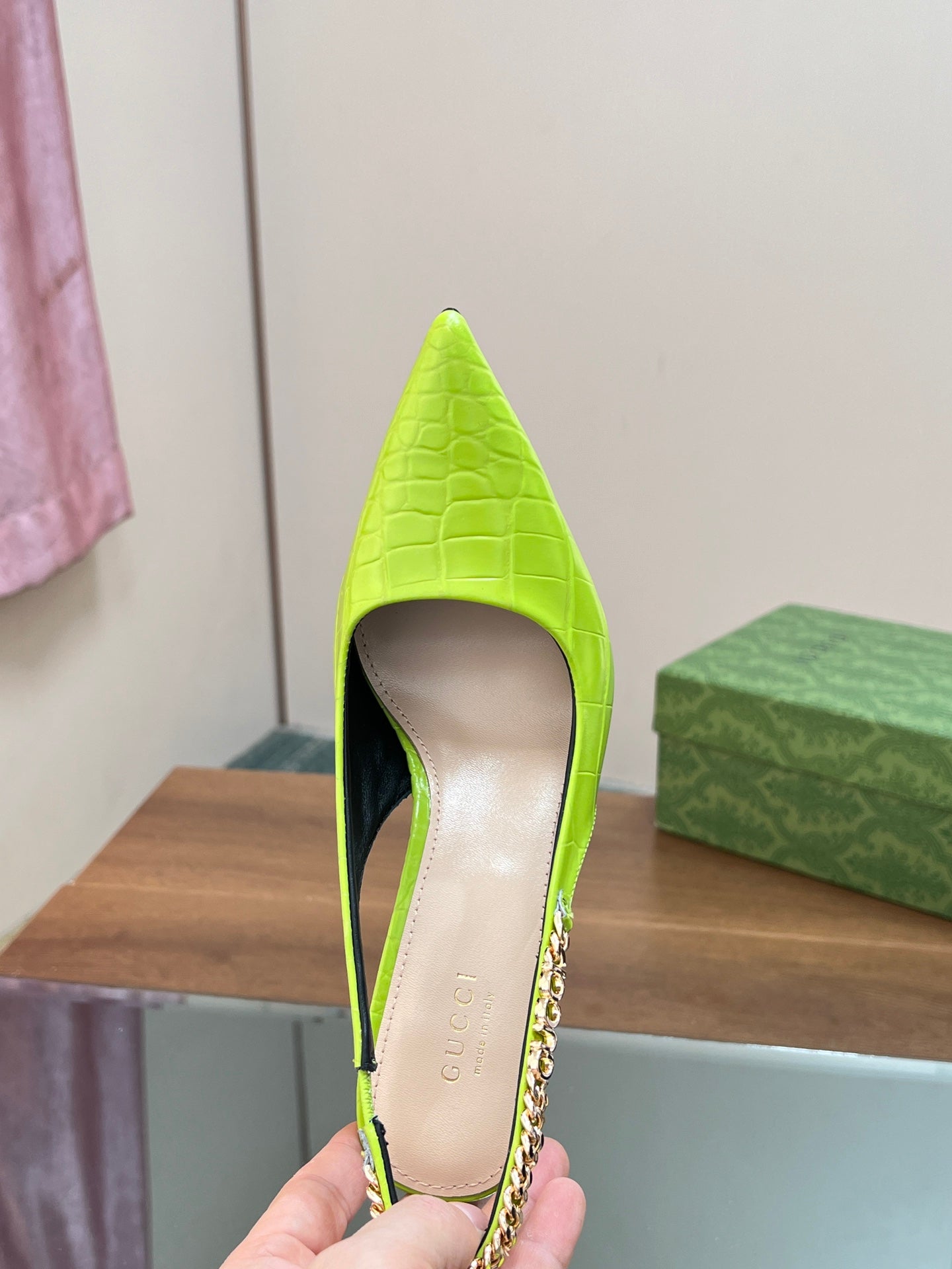 GG SIGNORIA SLINGBACK PUMP CHARTREUSE CALFSKIN - 35