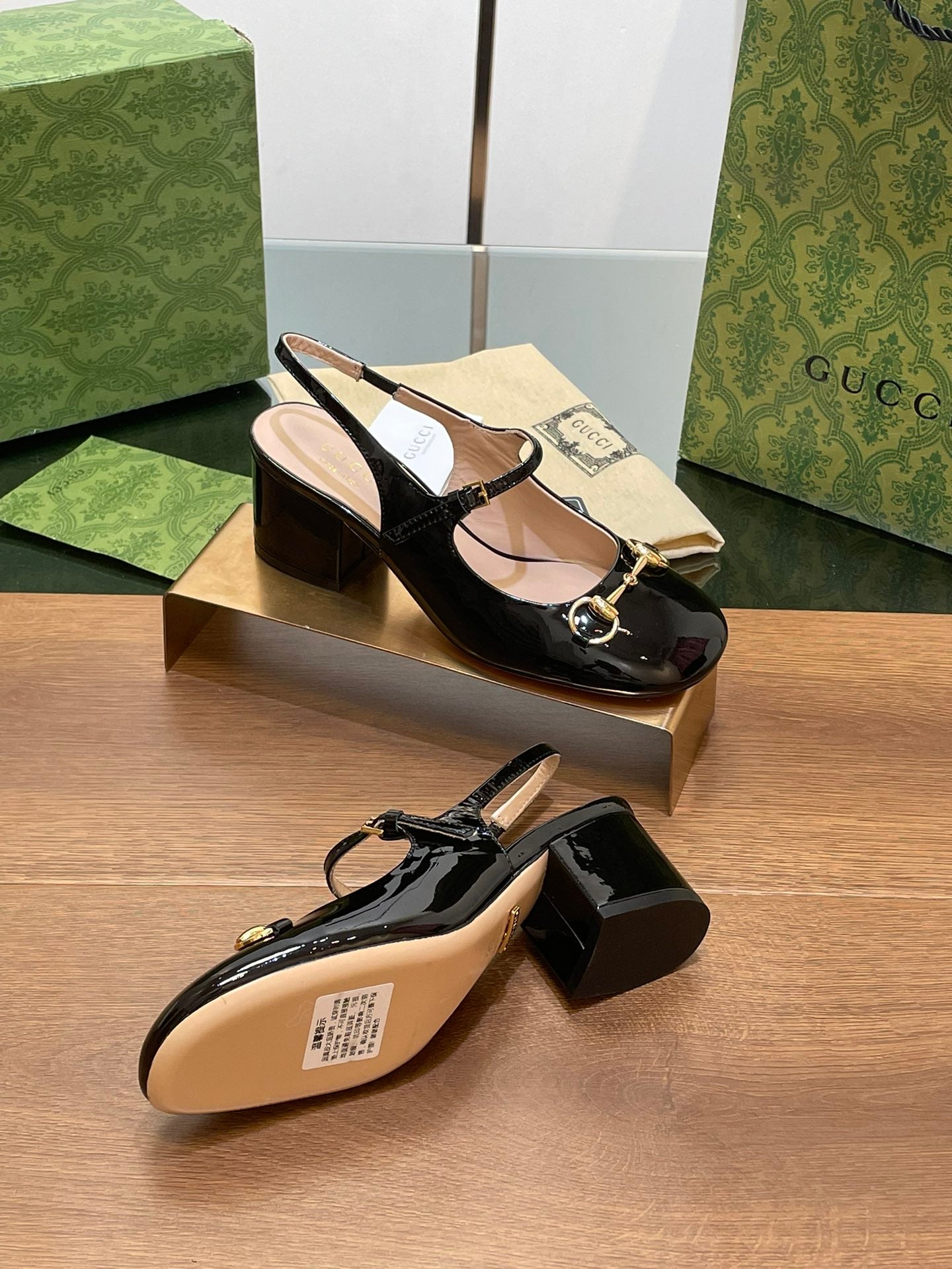 GG HORSEBIT PUMP BLACK GLOSSY LAMBSKIN - 35