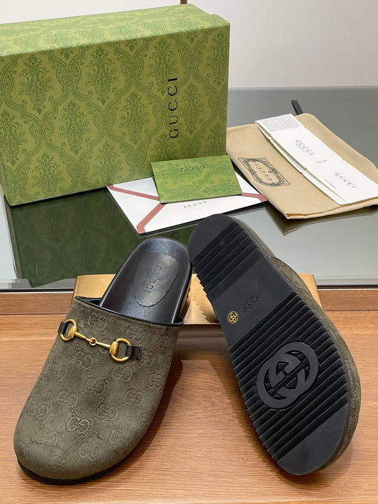 GG HORSEBIT MULE IN KHAKI GREEN EMBOSSED SUEDE AND SHEEPSKIN LINING - 35