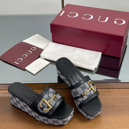 HIGH 6.3 CM WEDGE SANDALS IN BLACK CALFSKIN AND FABRIC - 35
