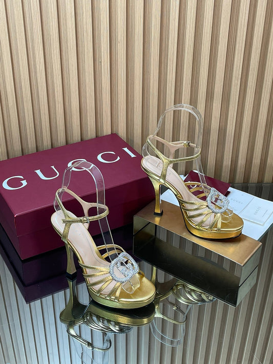 Босоніжки GUCCI 26S на підборах 125 мм із золотої телячої шкіри