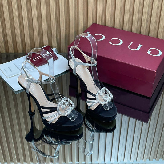 БОСОНІЖКИ GUCCI 26S НА ВИСОКИХ ПІДБОРАХ 125 ММ З ЧОРНОГО АТЛАСУ ТА СРІБНОЇ ТЕЛЯЧОЇ ШКІРИ