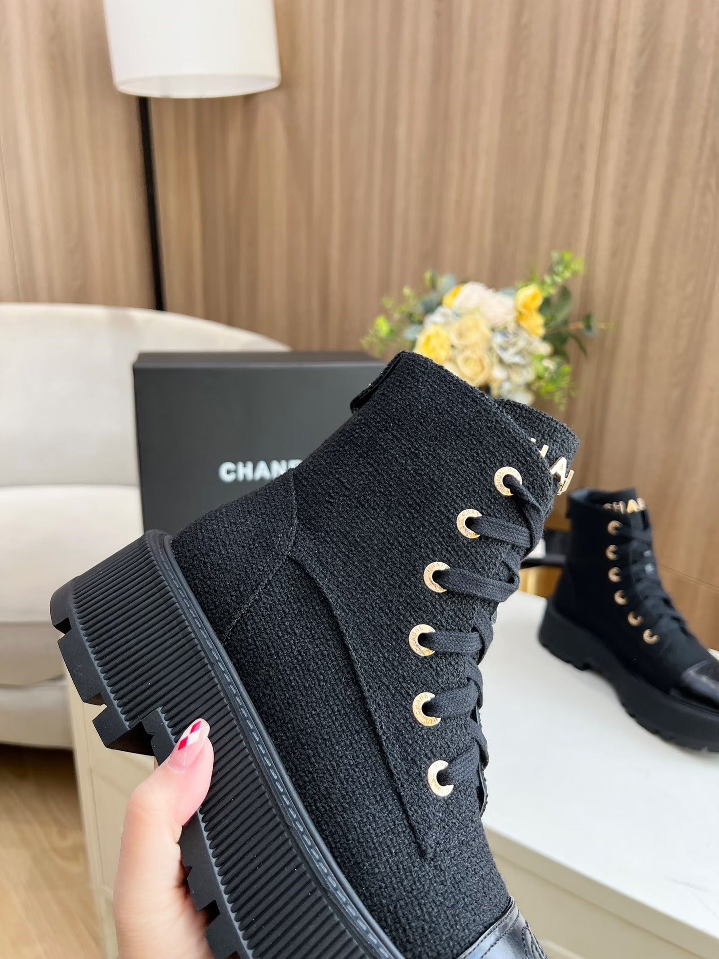 SHORT BOOTS IN BLACK TWEED AND CALFSKIN - 34