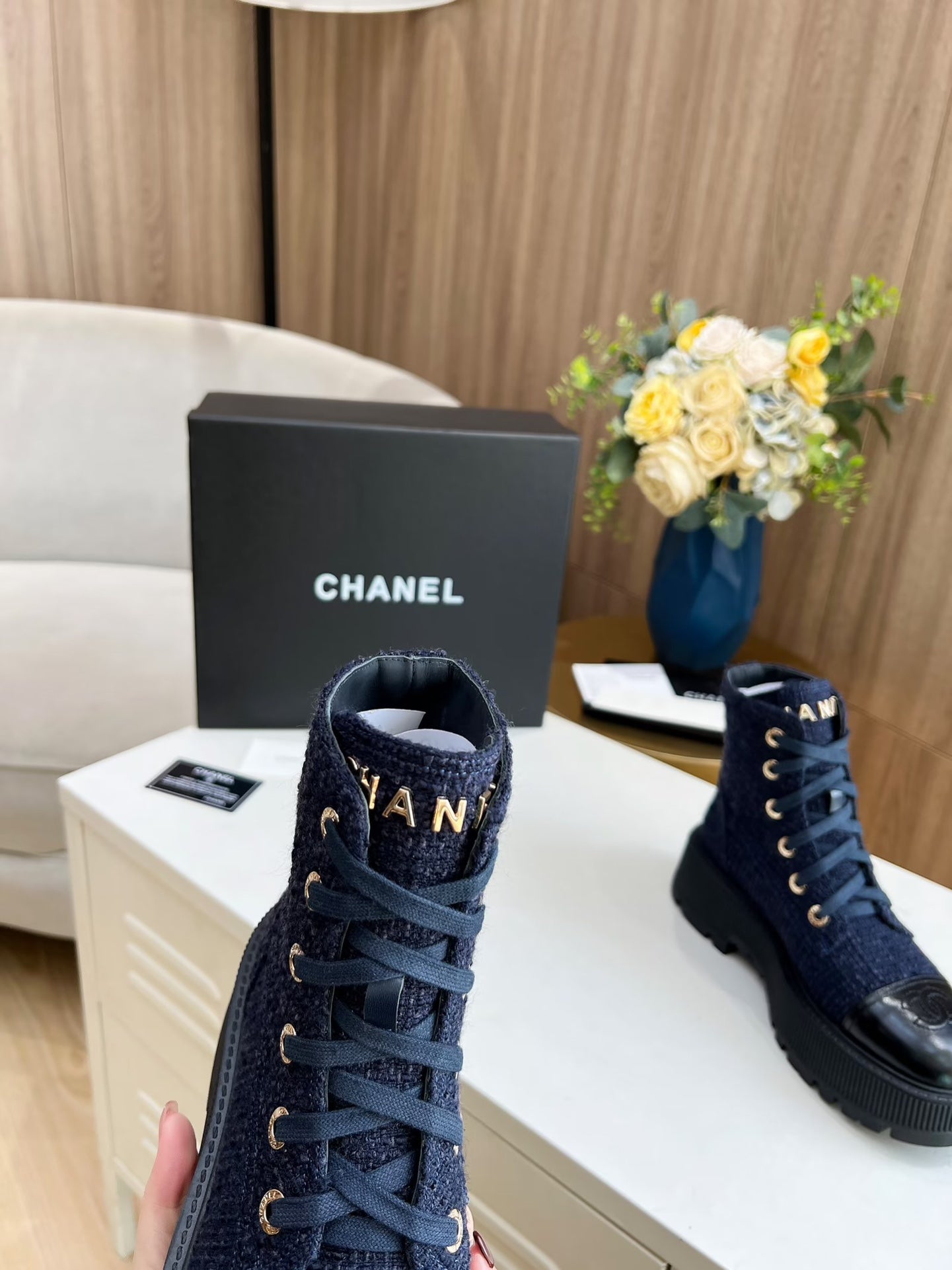 SHORT BOOTS IN DENIM BLUE TWEED AND BLACK CALFSKIN - 34