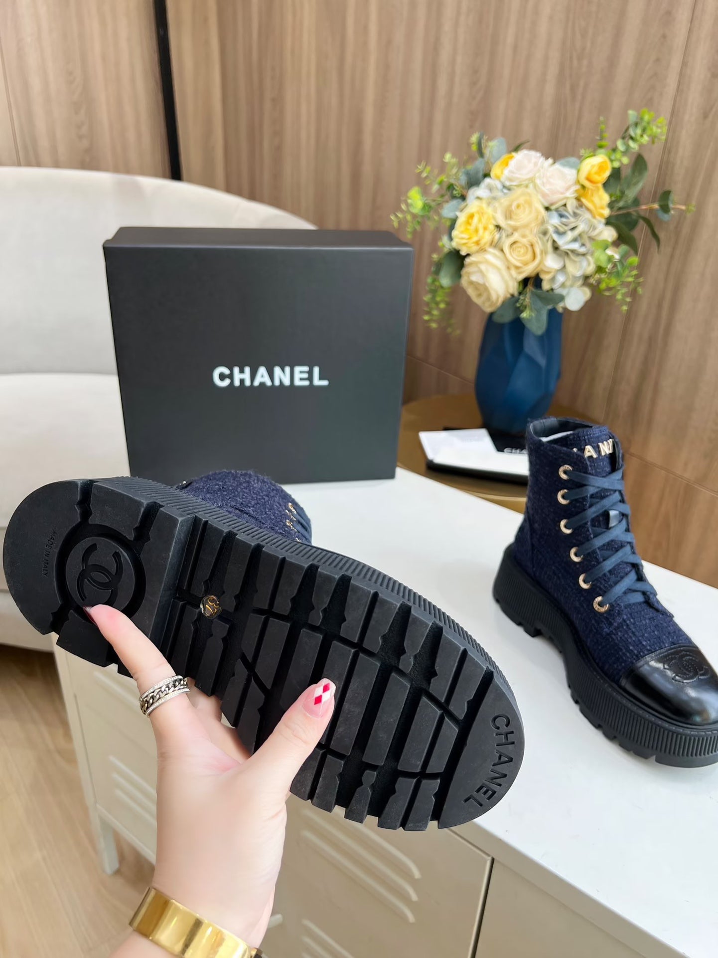 SHORT BOOTS IN DENIM BLUE TWEED AND BLACK CALFSKIN - 34