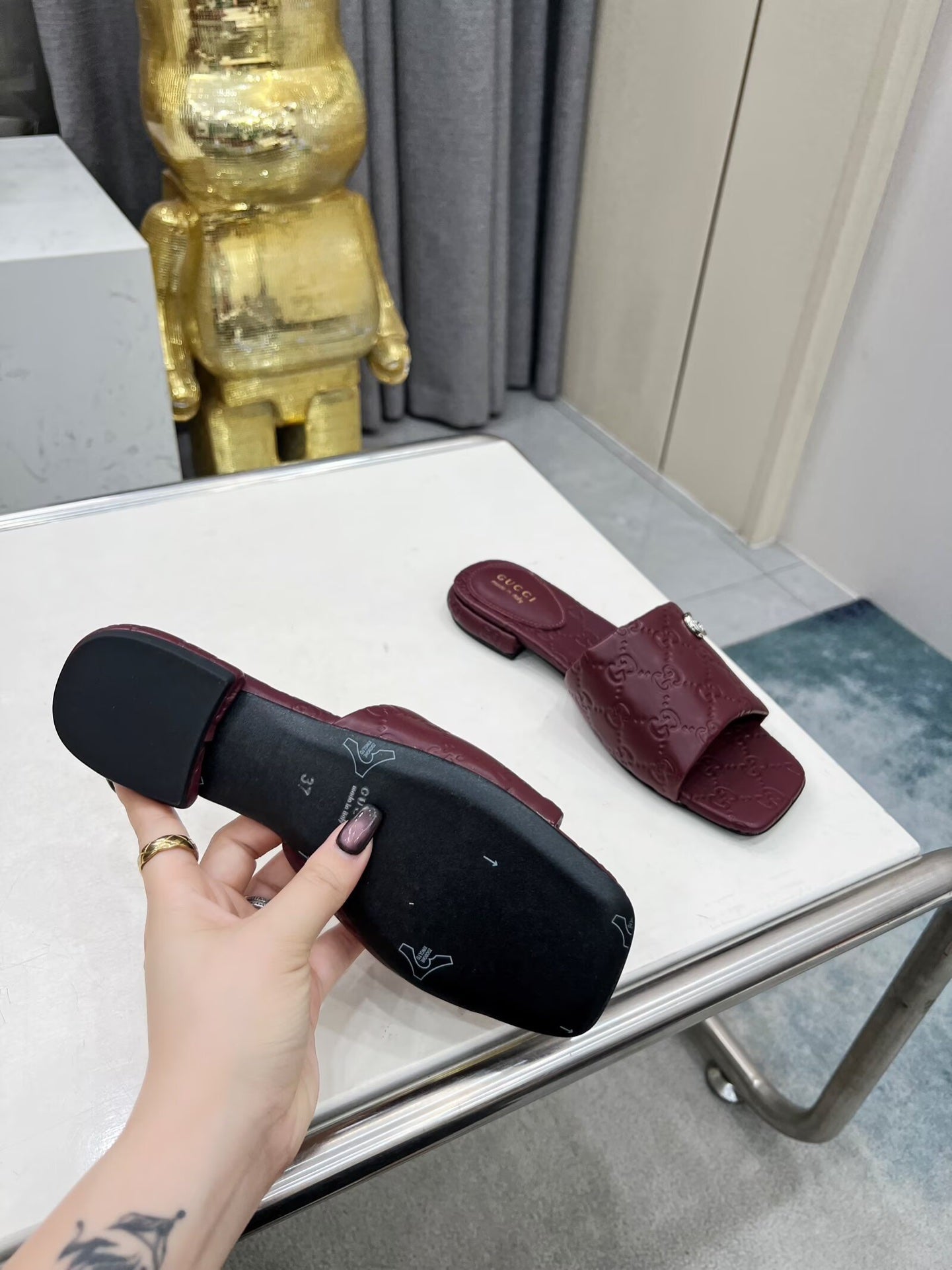 GG CASUAL SLIPPERS IN BURGUNDY RED CALFSKIN LOGO EMBOSSING - 35