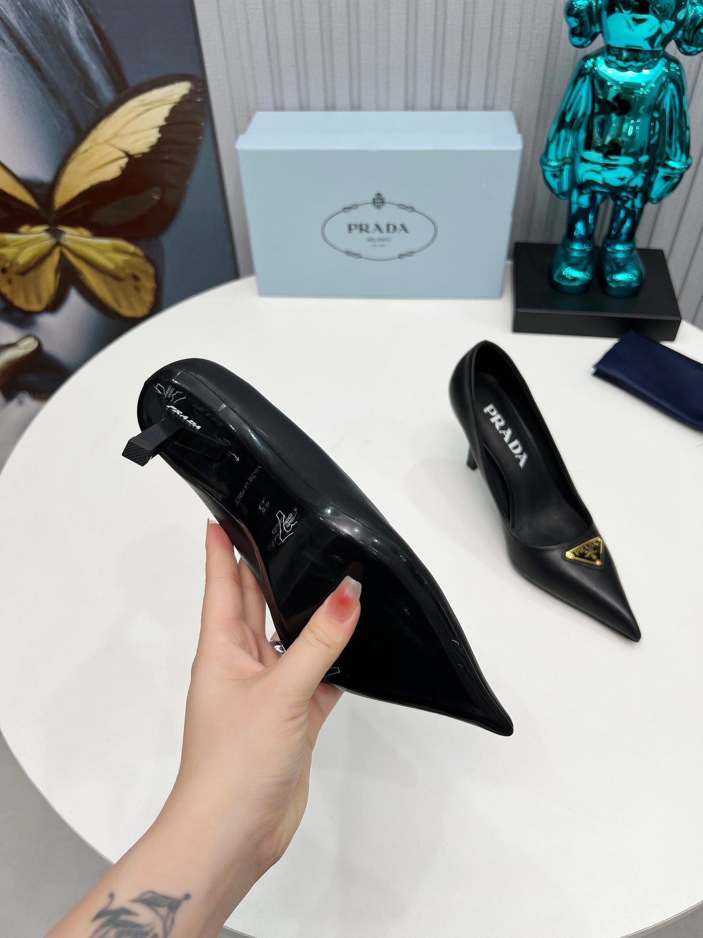 HIGH-HEEL PUMPS IN BLACK SHEEPSKIN - 34