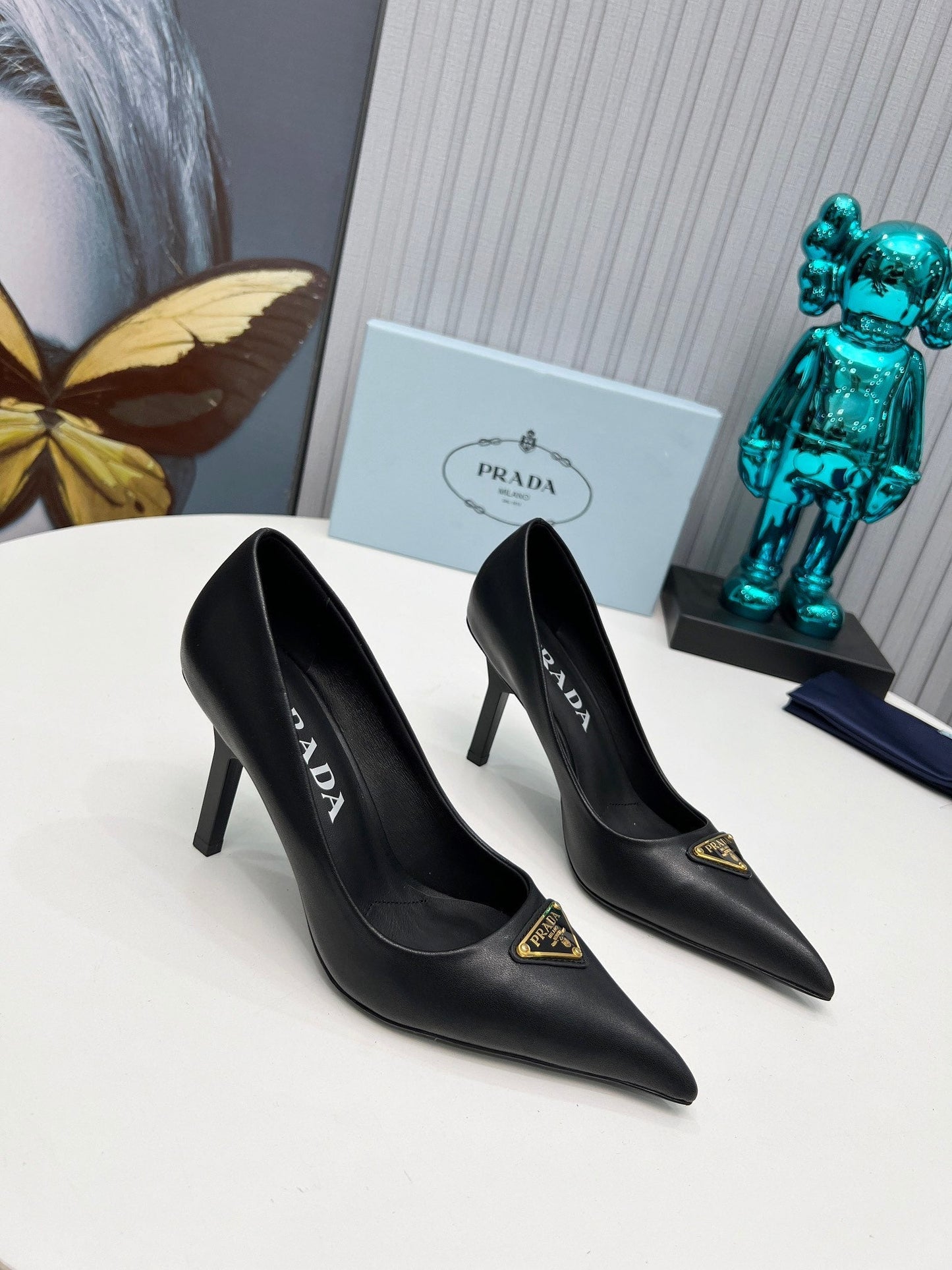 PRADA 26S POINTED TOE PUMPS STILETTO HEEL 80MM IN BLACK CALFSKIN
