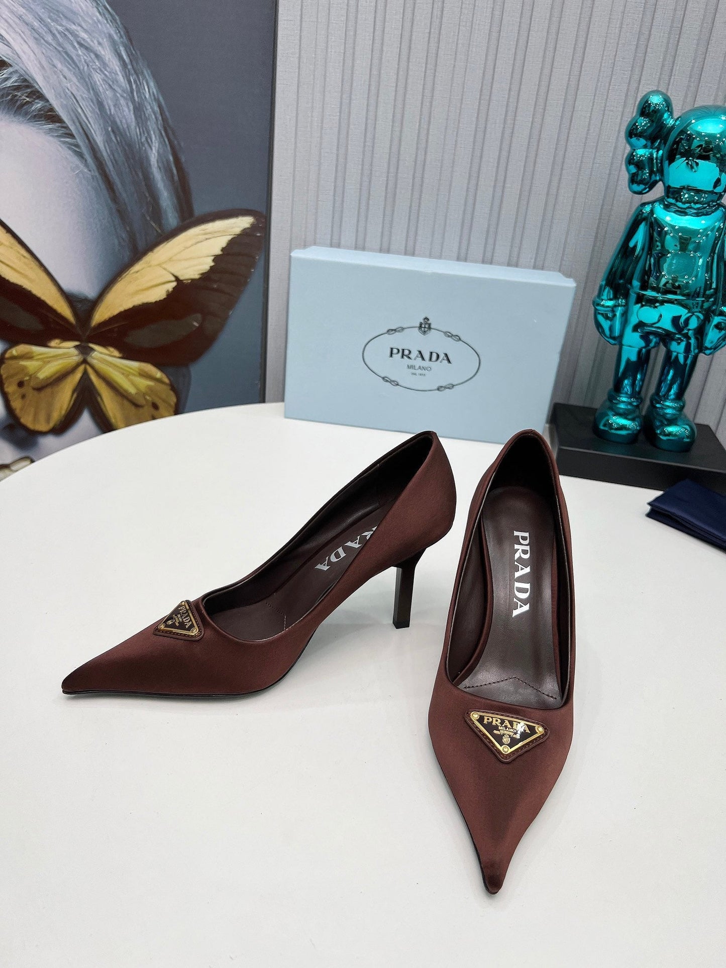 HIGH-HEEL PUMPS IN CHOCOLATE BROWN SATIN - 34