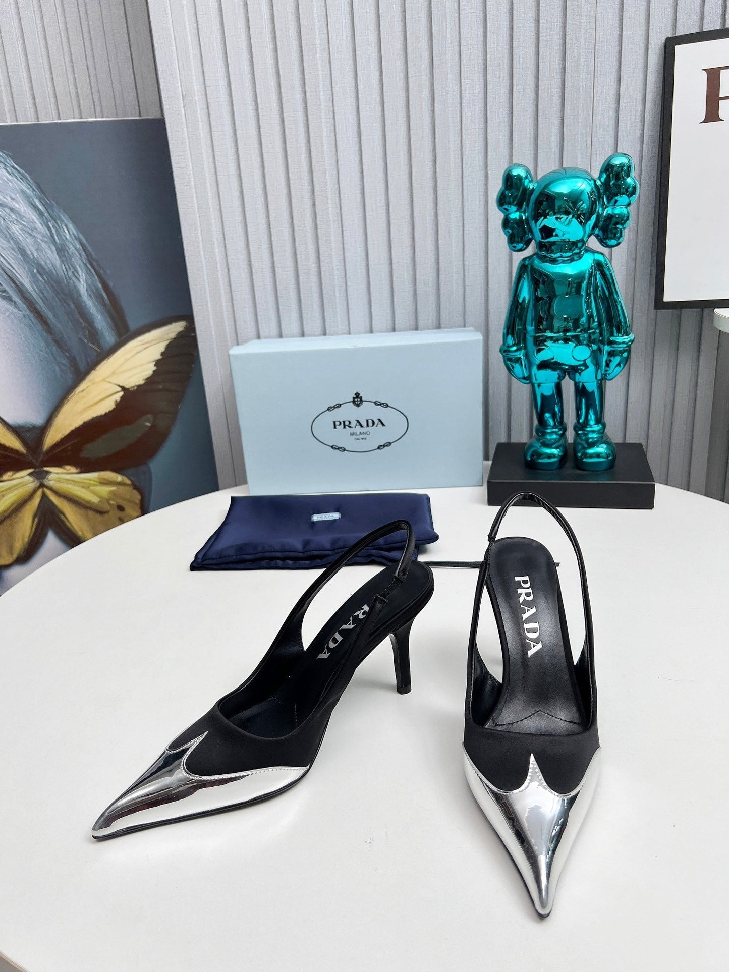 HIGH SLING BACK PUMPS IN SILVER MIX BLACK SATIN - 35