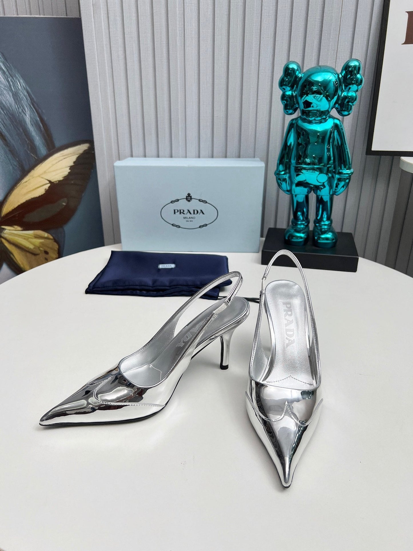 HIGH SLING BACK PUMPS IN SILVER GLOSSY CALFSKIN - 35