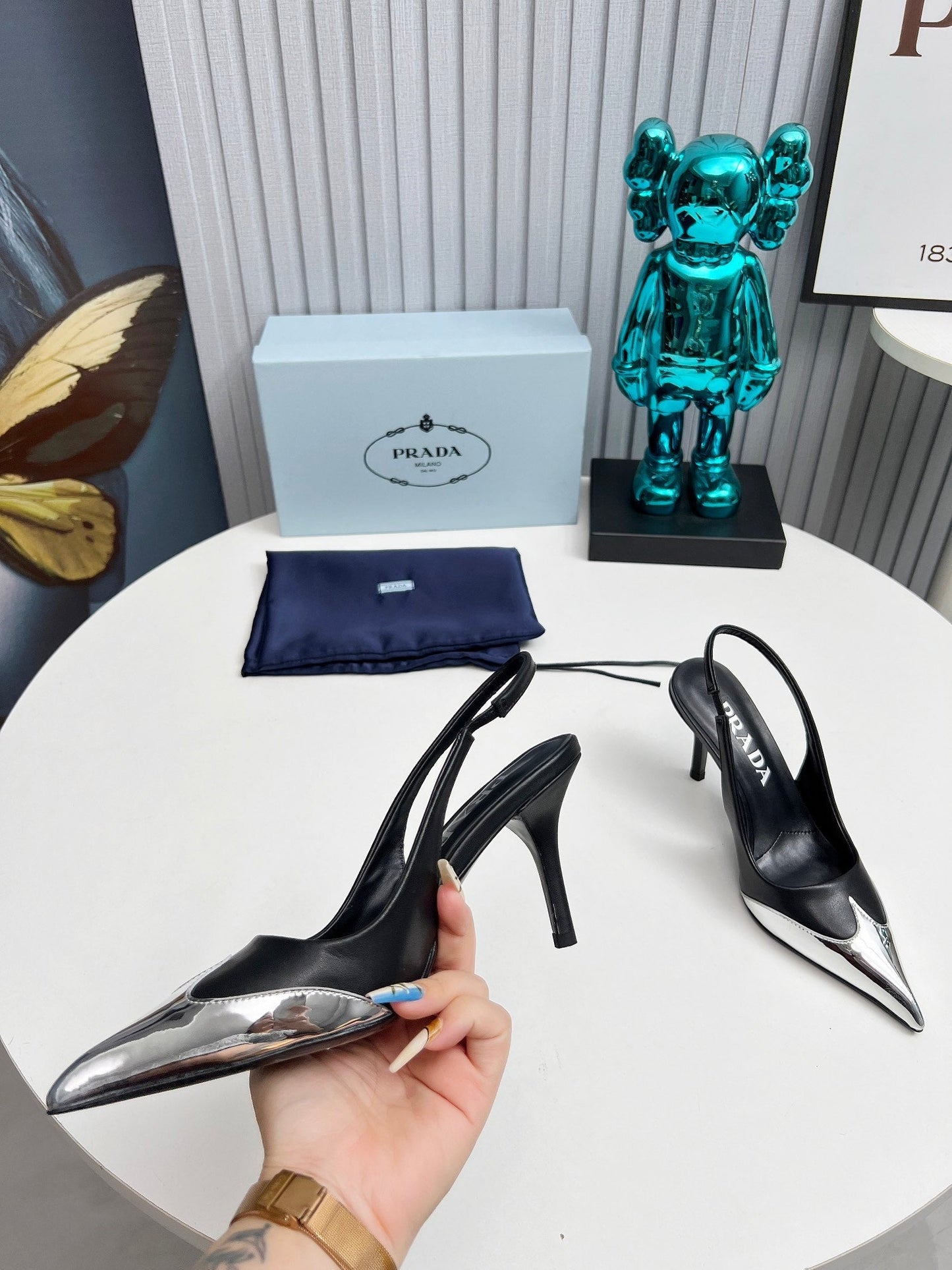 HIGH SLING BACK PUMPS IN SILVER MIX BLACK CALFSKIN - 35
