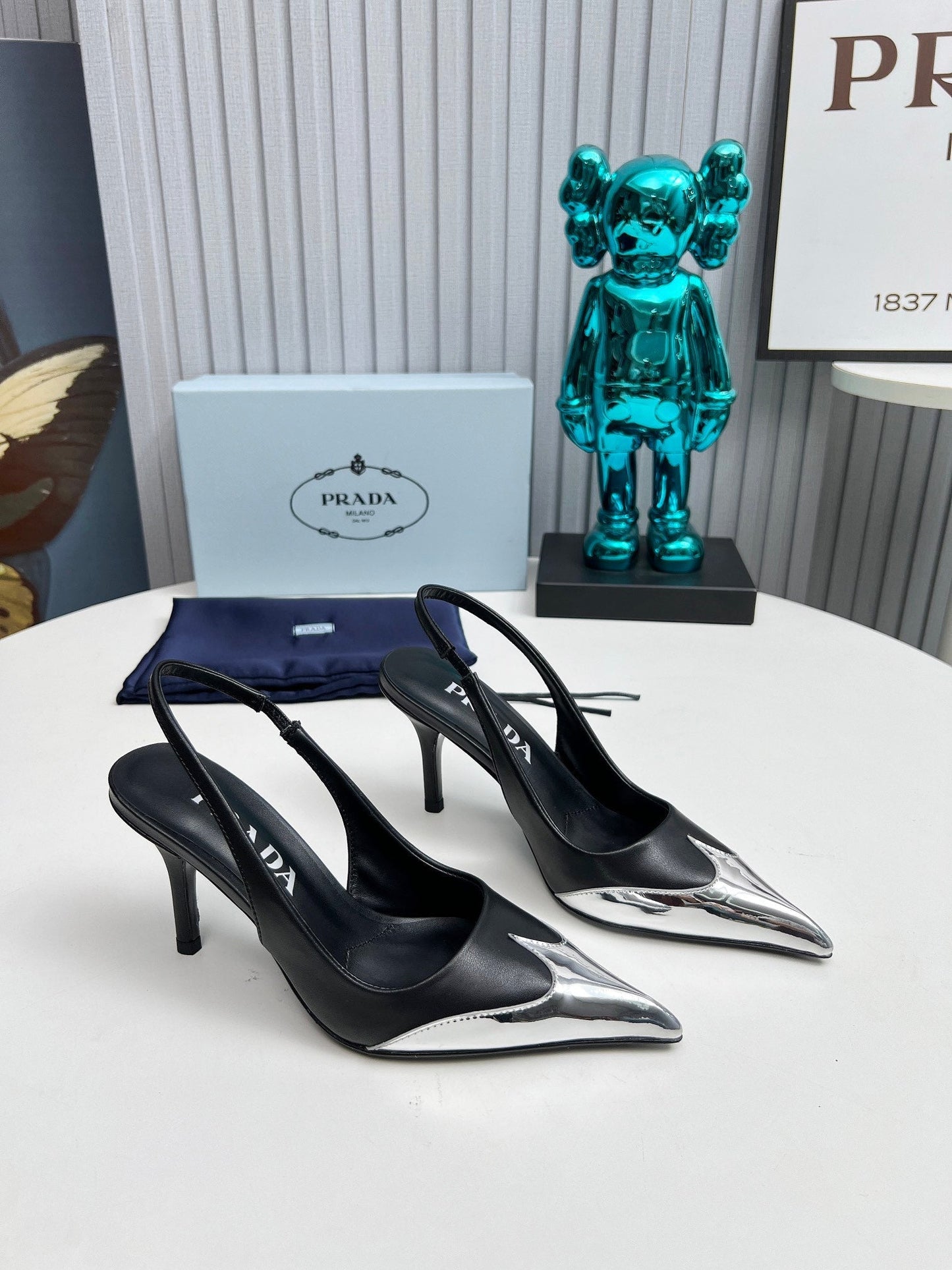 HIGH SLING BACK PUMPS IN SILVER MIX BLACK CALFSKIN - 35