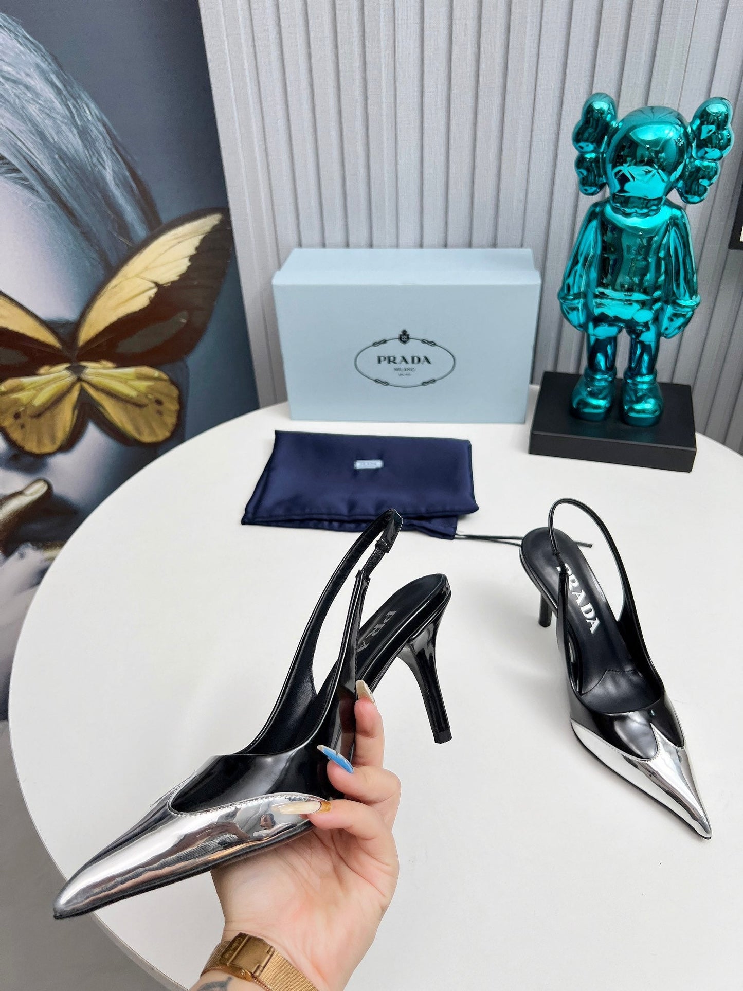 HIGH SLING BACK PUMPS IN SILVER MIX BLACK GLOSSY CALFSKIN - 35