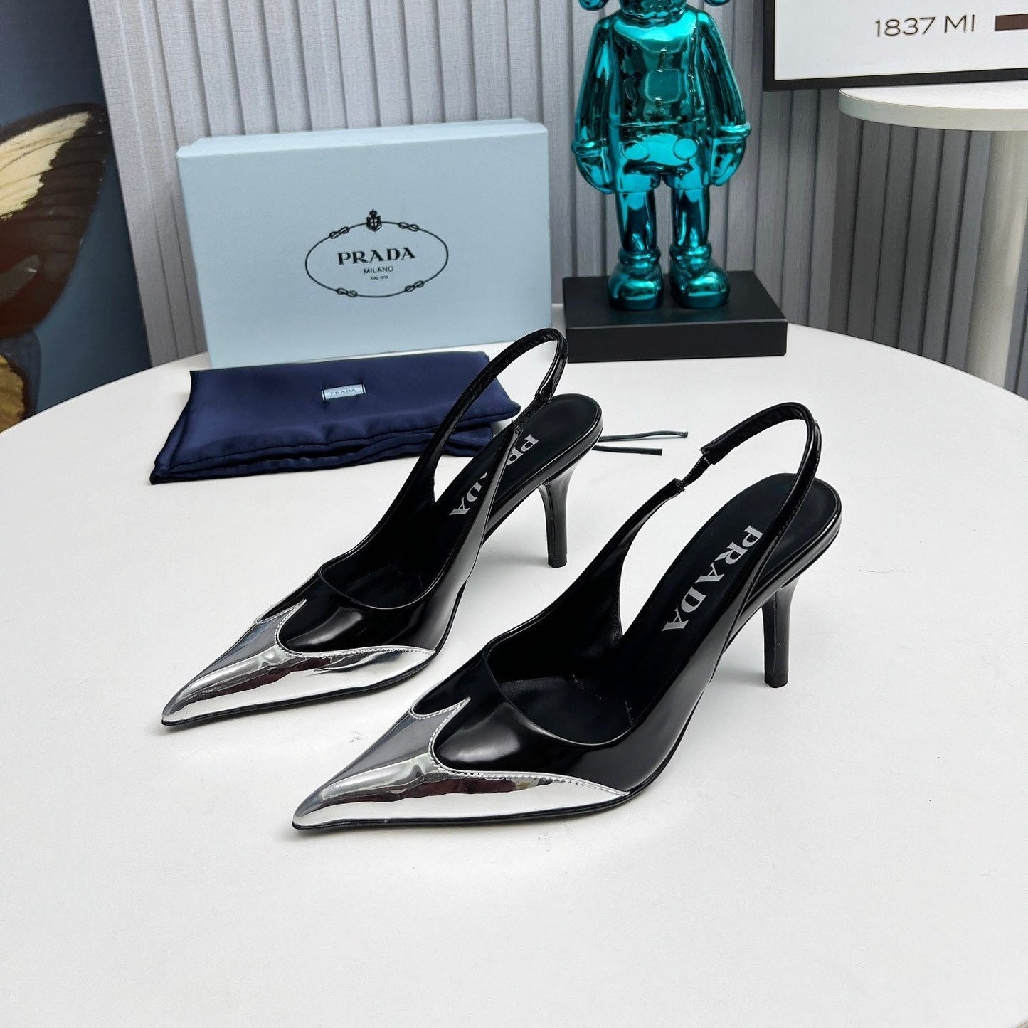 HIGH SLING BACK PUMPS IN SILVER MIX BLACK GLOSSY CALFSKIN - 35