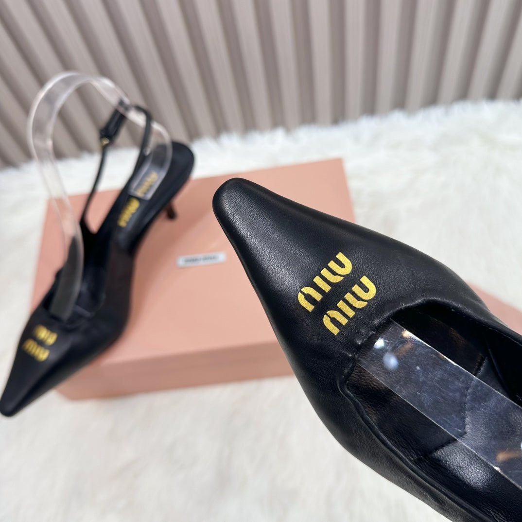 POINTED-TOE SLINGBACK IN BLACK LAMBSKIN - 34