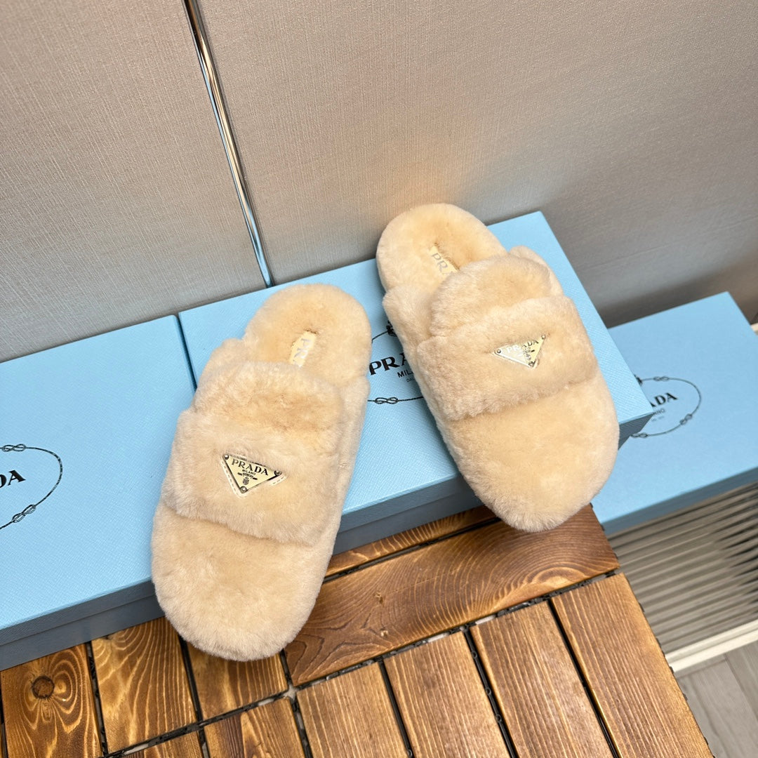 FLAT MULES IN TUSCAN BEIGE RABBIT FUR - 35