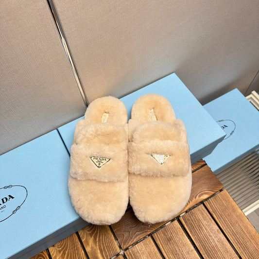 FLAT MULES IN TUSCAN BEIGE RABBIT FUR - 35