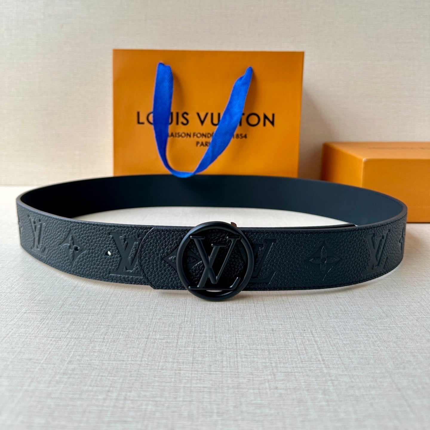 LV 25S BELT 40 MM IN BLACK CALFSKIN 593264 - 26-28