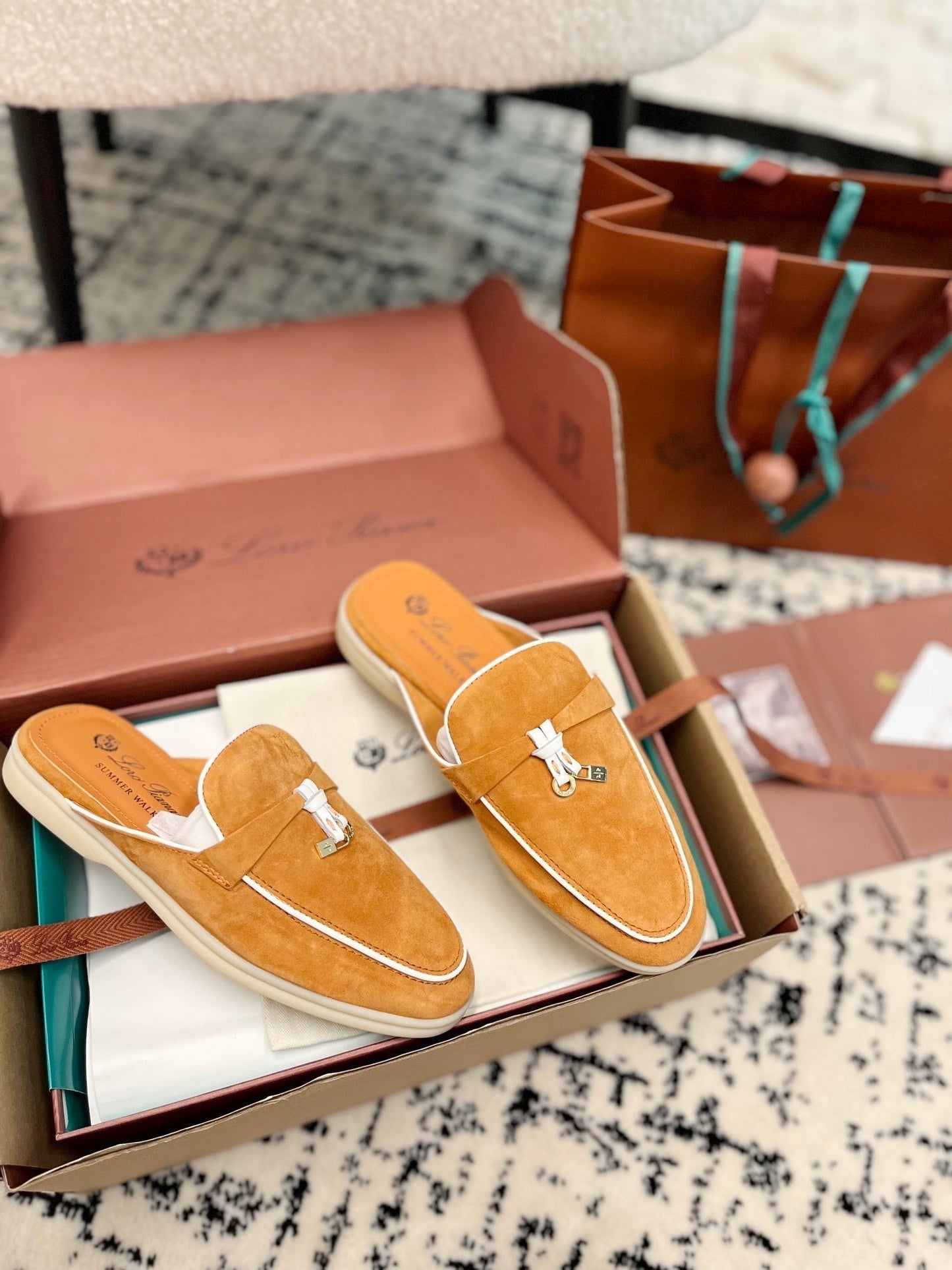 Loro Piana Salmon White Suede Charms Walk Flat Mules - 35